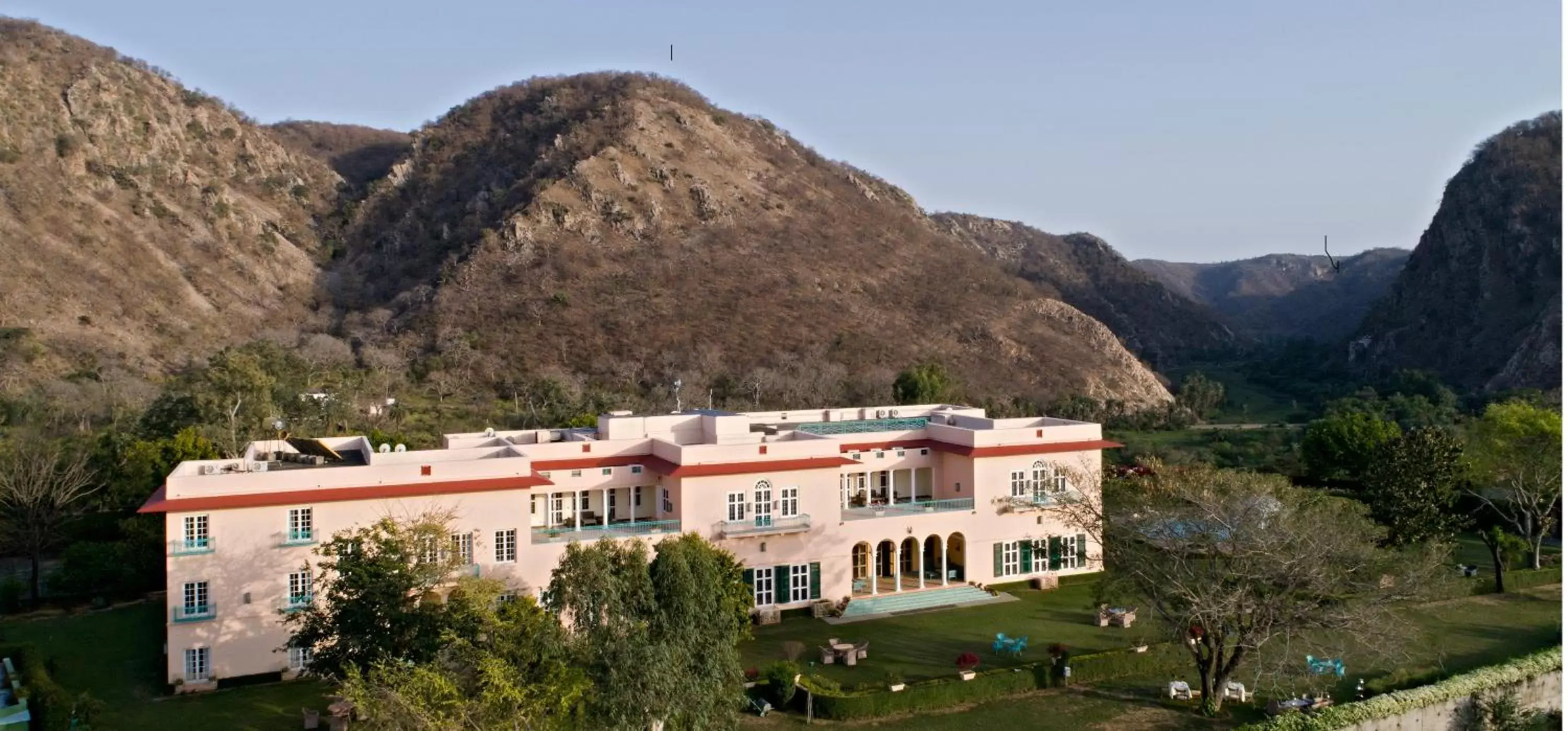 Mountain View in Ramgarh Lodge, Jaipur – IHCL SeleQtions