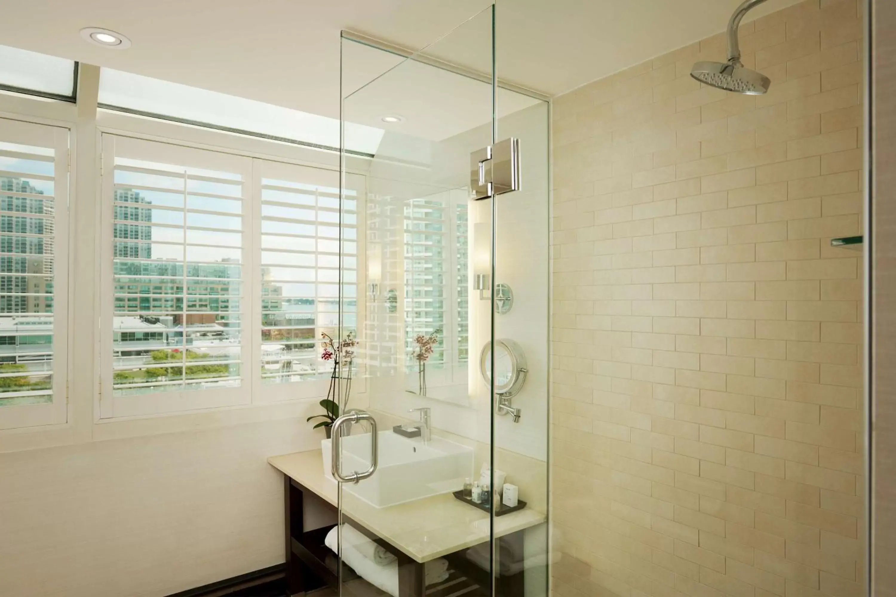 Bathroom in Radisson Blu Downtown Toronto