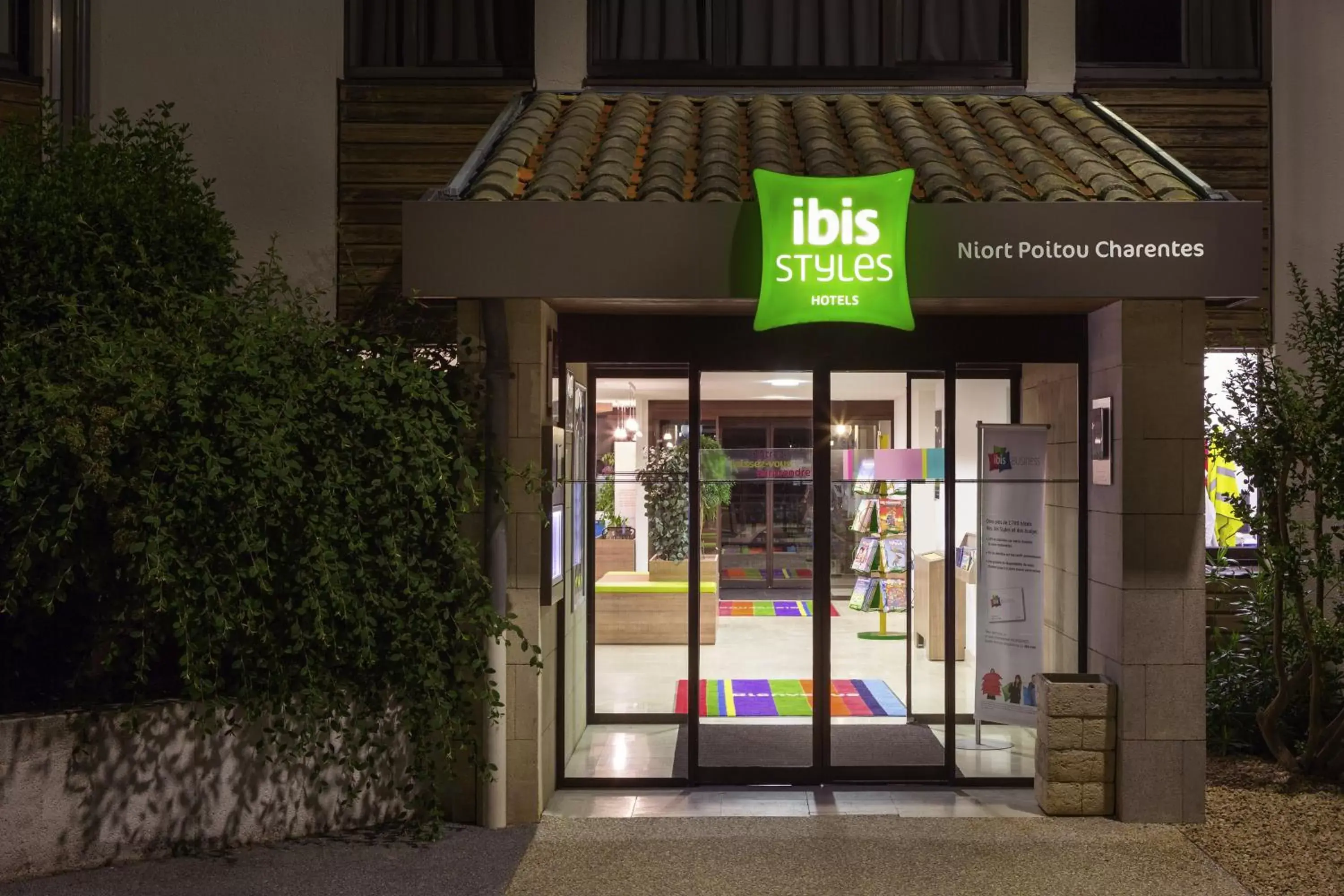 Facade/entrance in ibis Styles Niort Poitou Charentes