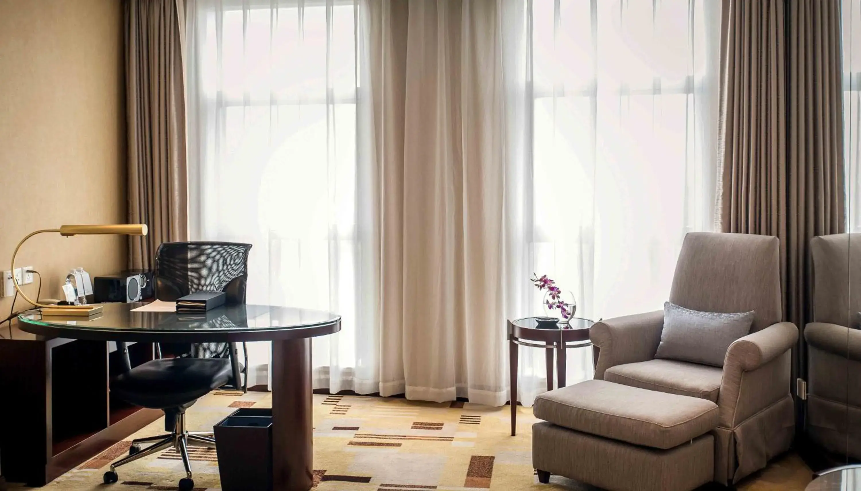 Bedroom, Seating Area in Sheraton Guiyang Hotel