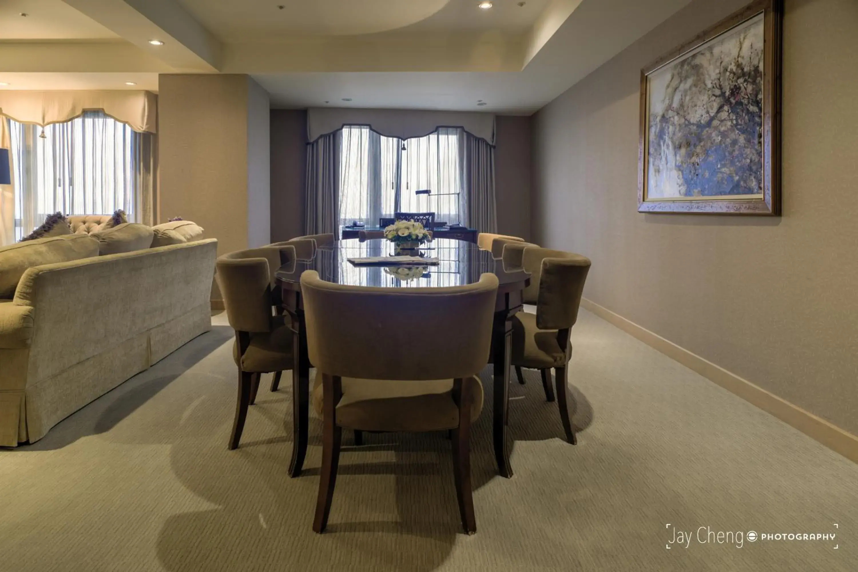 Dining area in Chateau de Chine Xinzhuang