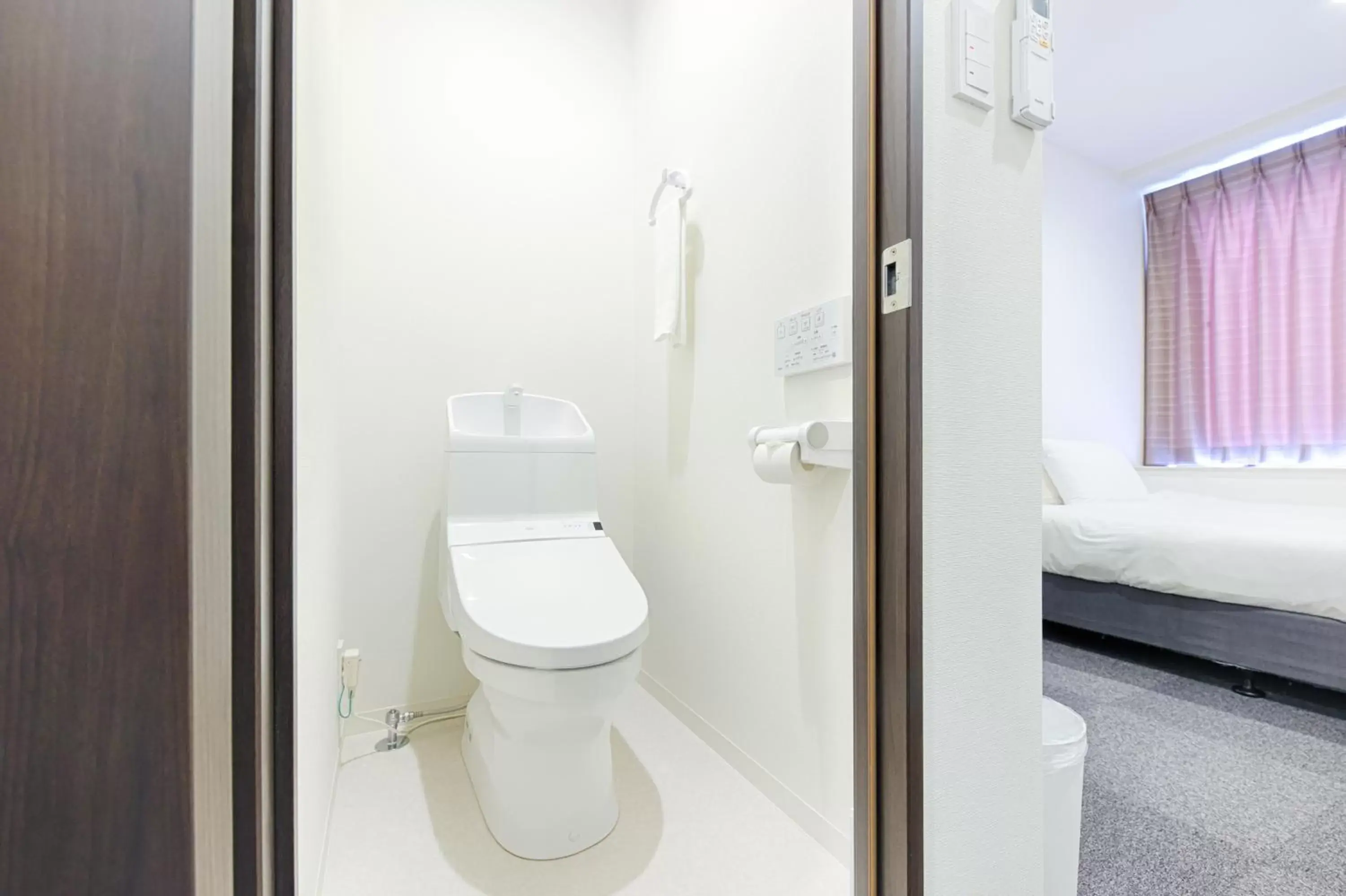 Toilet, Bathroom in HOTEL THE POINT Kyoto Station South