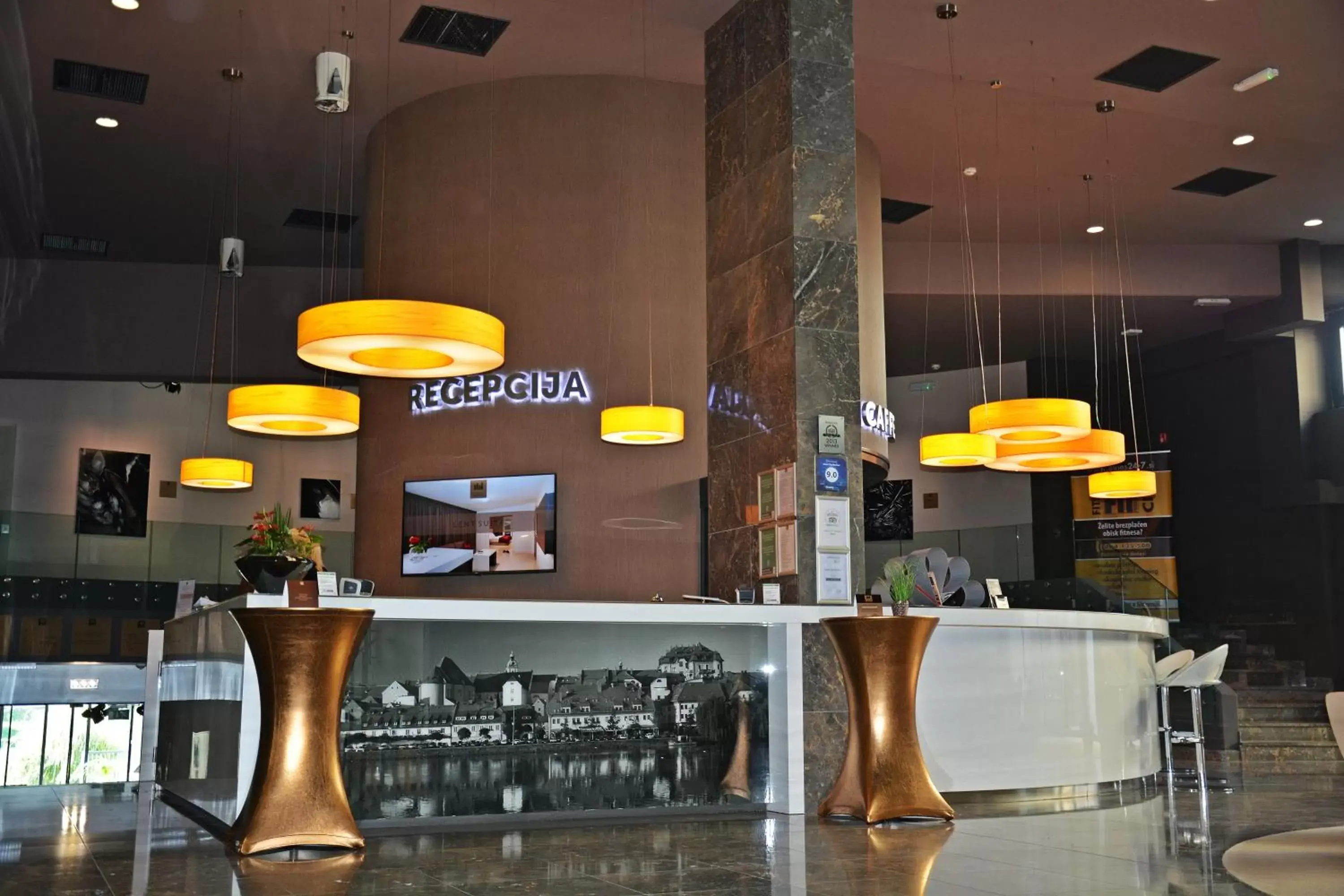 Lobby or reception in Hotel City Maribor