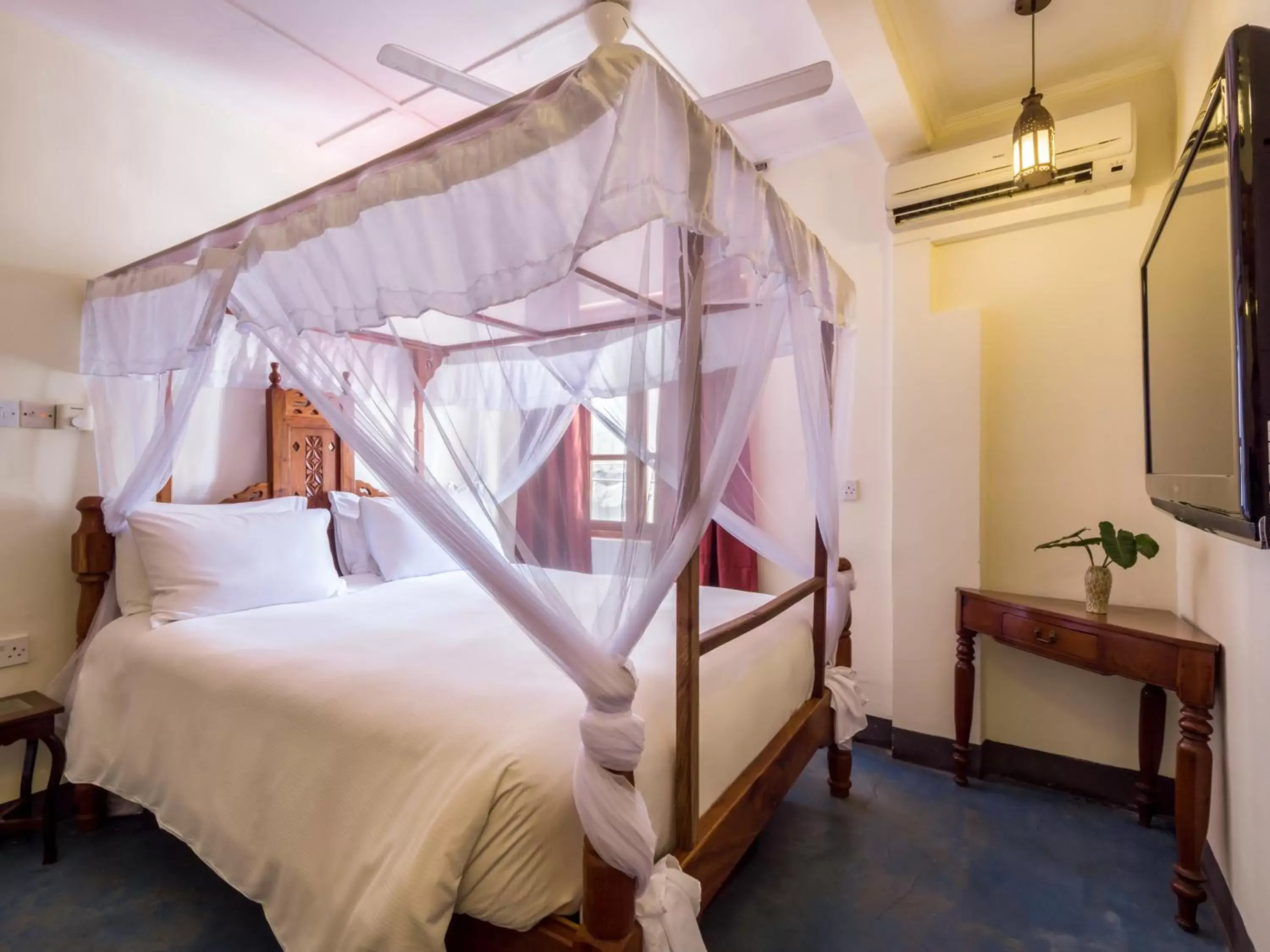 Photo of the whole room, Bed in Beyt Al Salaam Photo of the whole room, Bed in Beyt Al Salaam