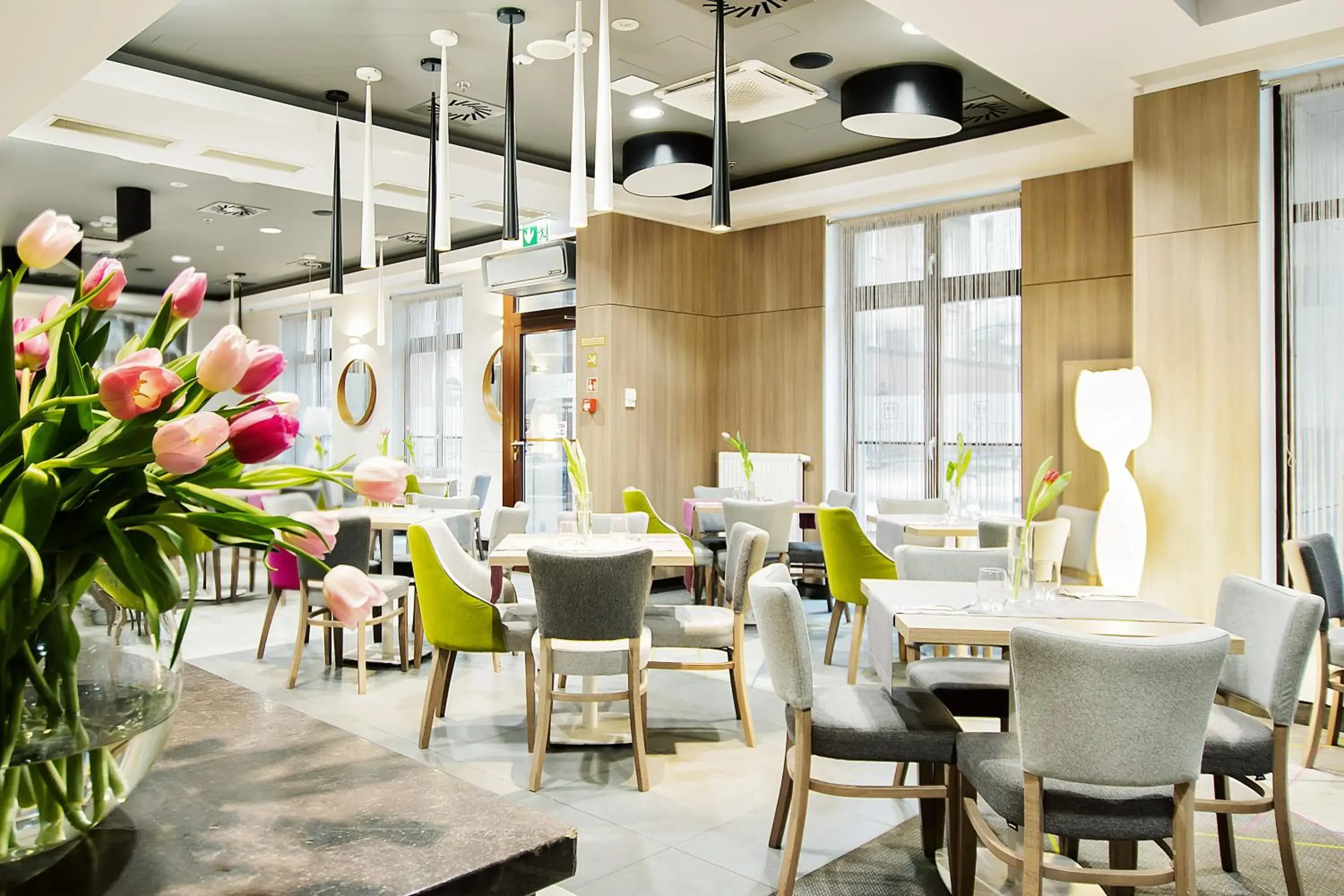 Restaurant/places to eat in Golden Tulip Krakow Kazimierz Restaurant/places to eat in Golden Tulip Krakow Kazimierz