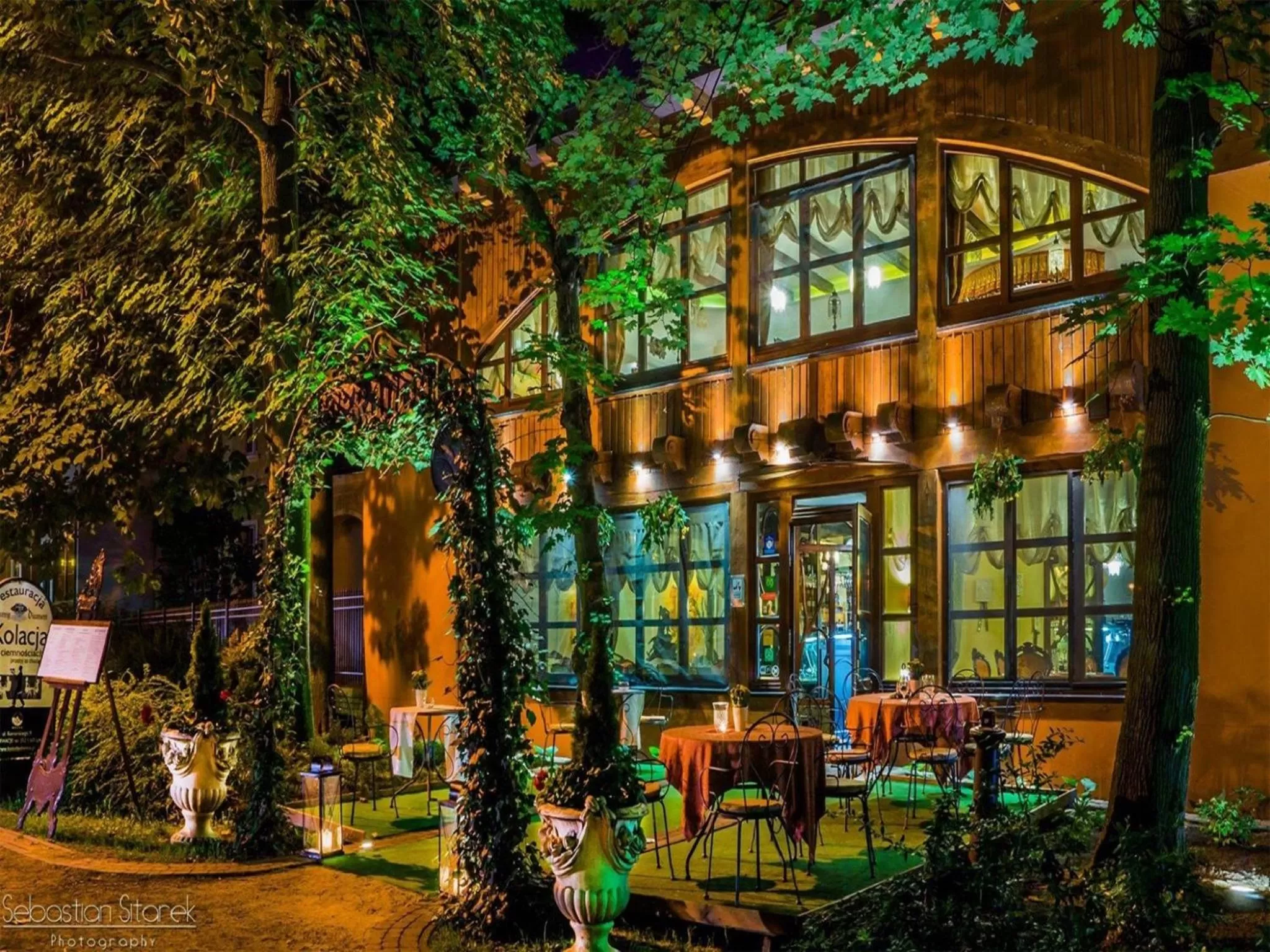 Restaurant/places to eat in Bohema Boutique Hotel & Spa