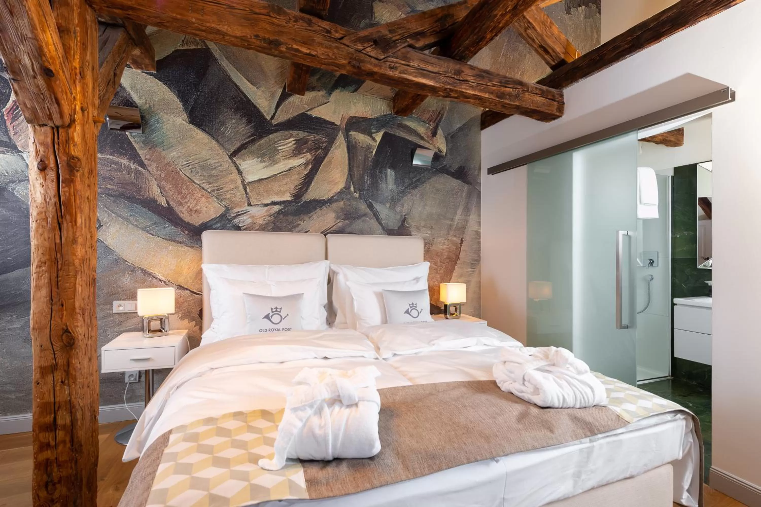 Junior Suite in Old Royal Post Boutique Hotel & Premium Suites