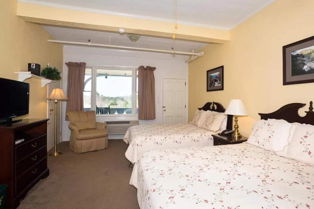 Superior King Room in Green Park Inn