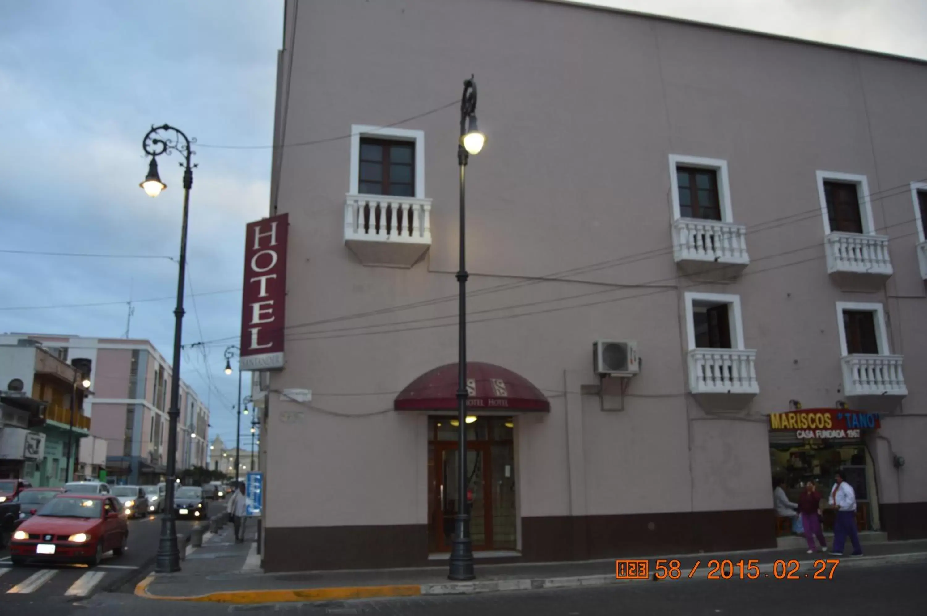 Facade/entrance, Property Building in Hotel Santander Veracruz - Malecon