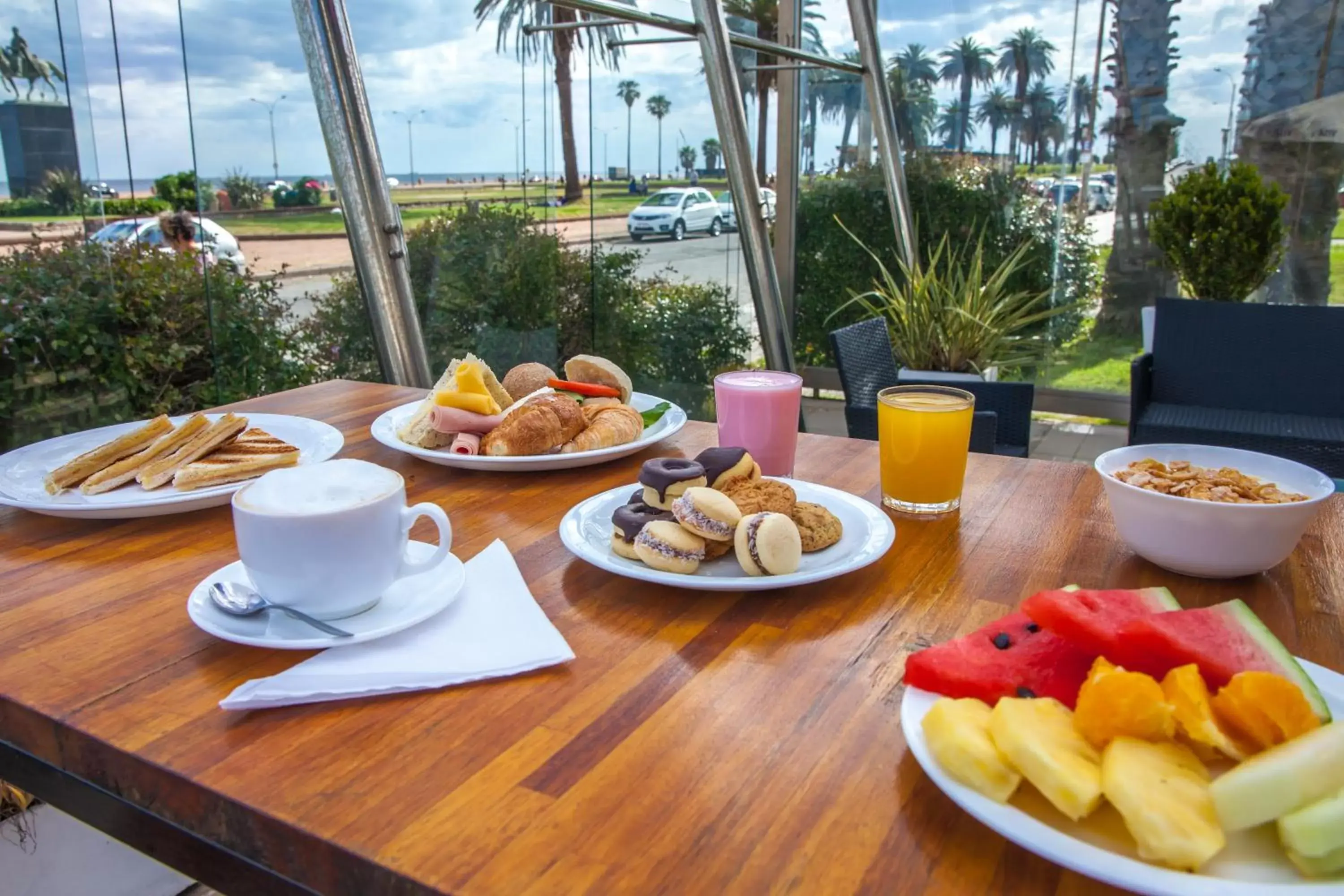 Buffet breakfast, Breakfast in ibis Montevideo Rambla