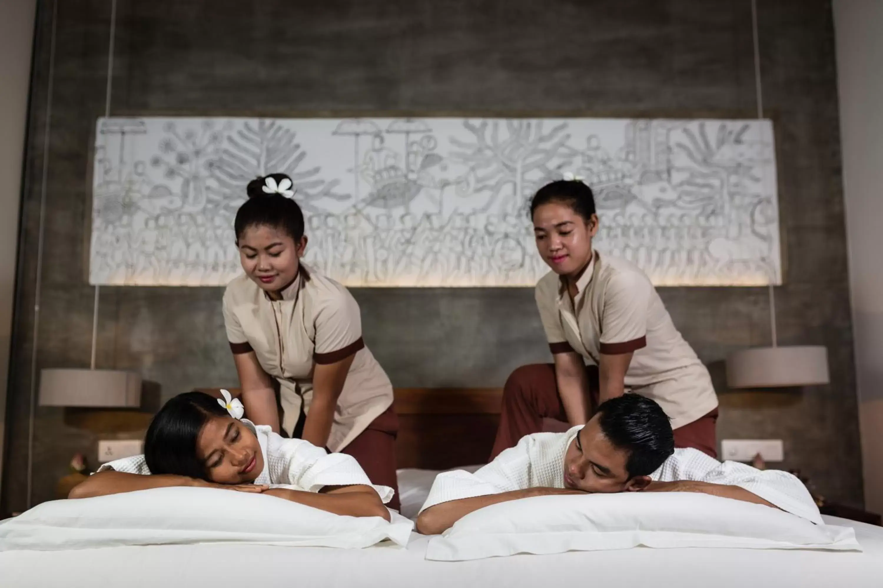 Massage in Shintana Saya Residence