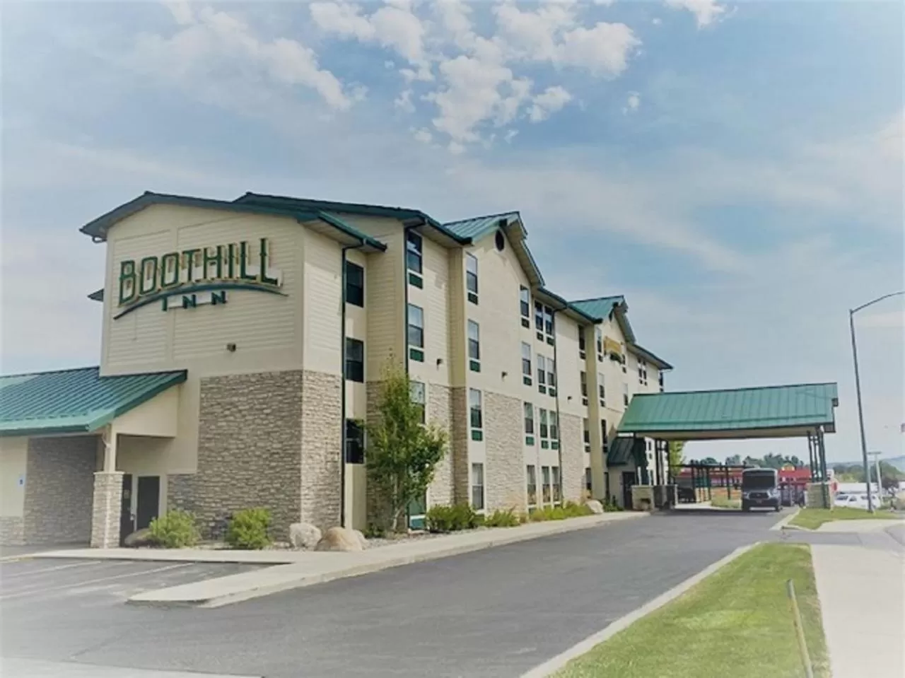 Property building in Boothill Inn and Suites