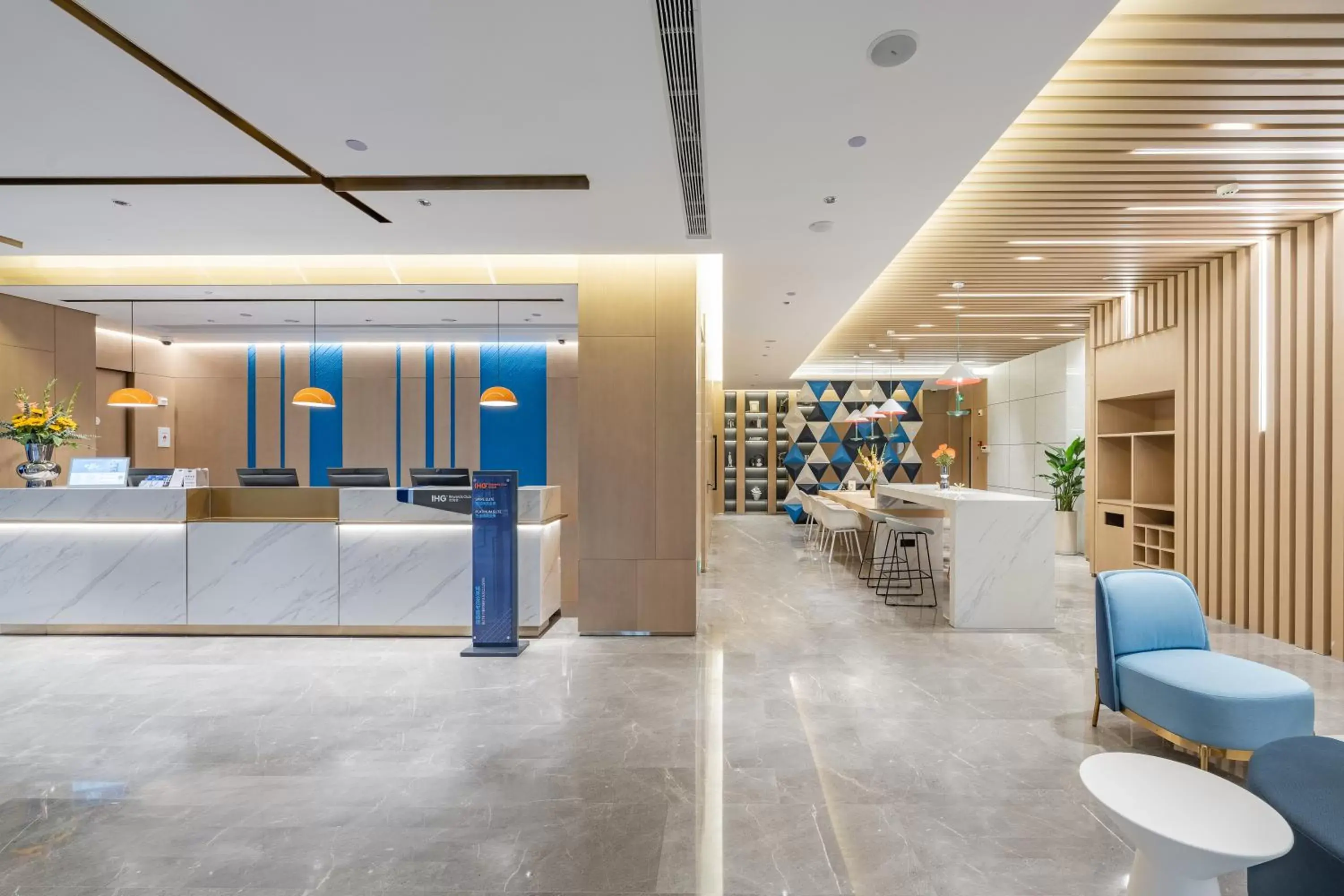 Lobby or reception, Lobby/Reception in Holiday Inn Express Shanghai Expo Centre, an IHG Hotel