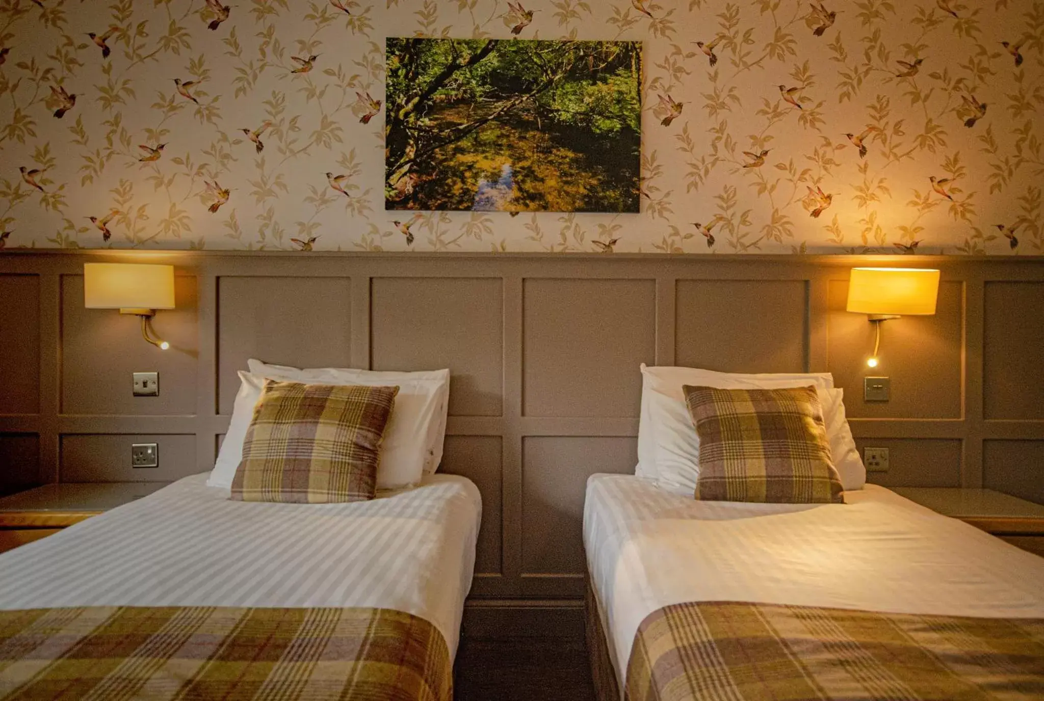 Bedroom, Bed in Royal Victoria Hotel Snowdonia