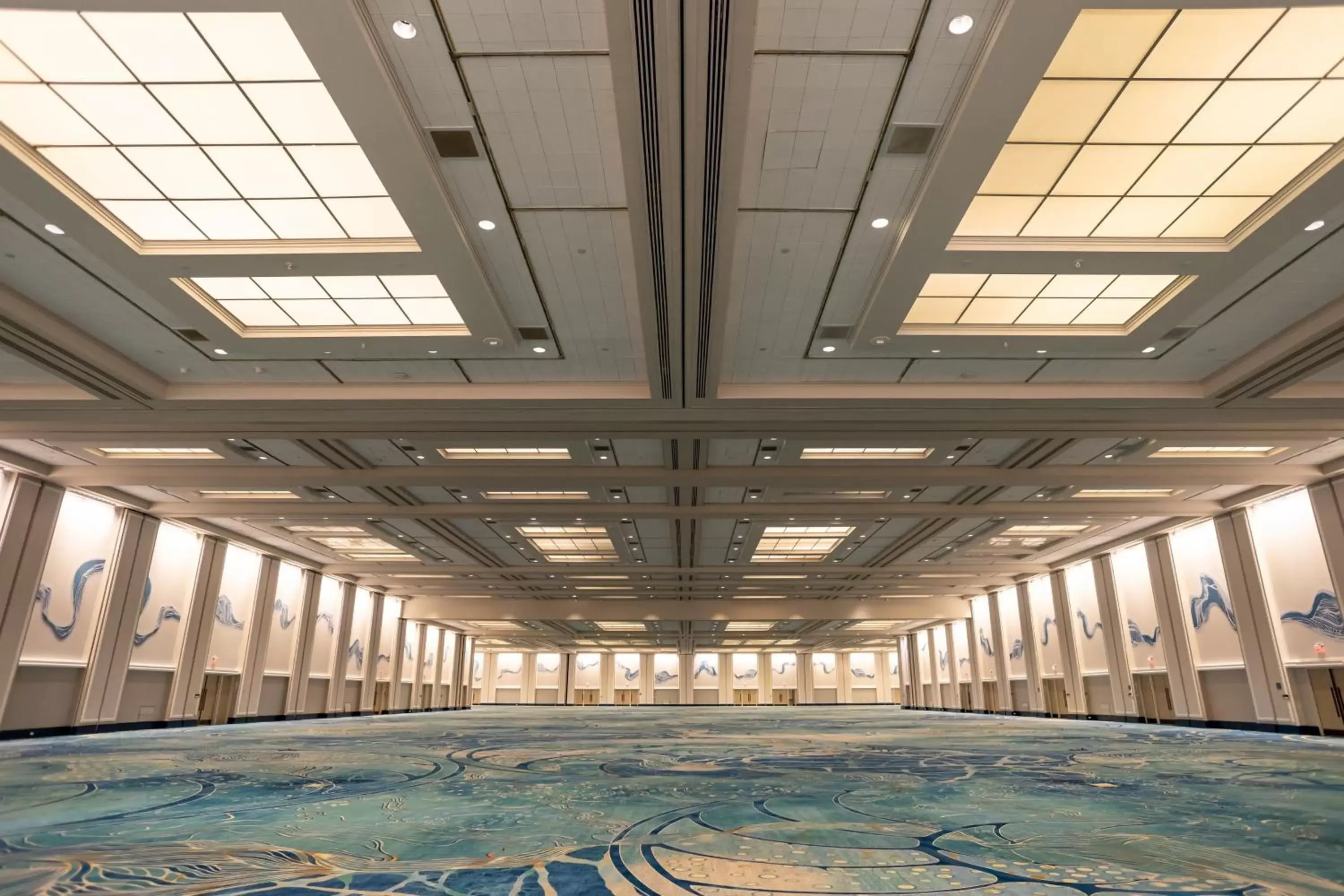 Meeting/conference room, Swimming Pool in Walt Disney World Dolphin