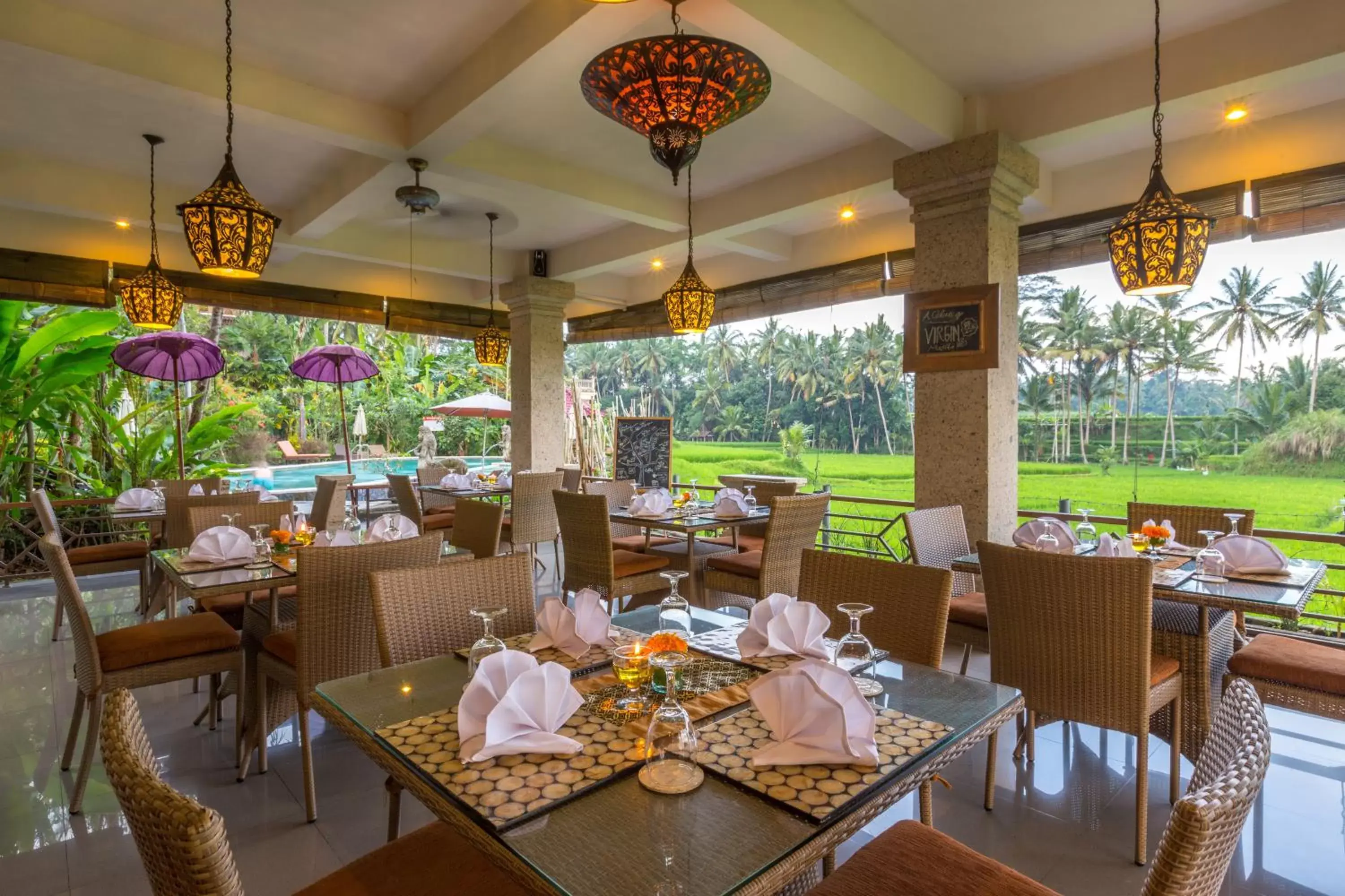 Restaurant/Places to Eat in Om Ham Retreat and Resort