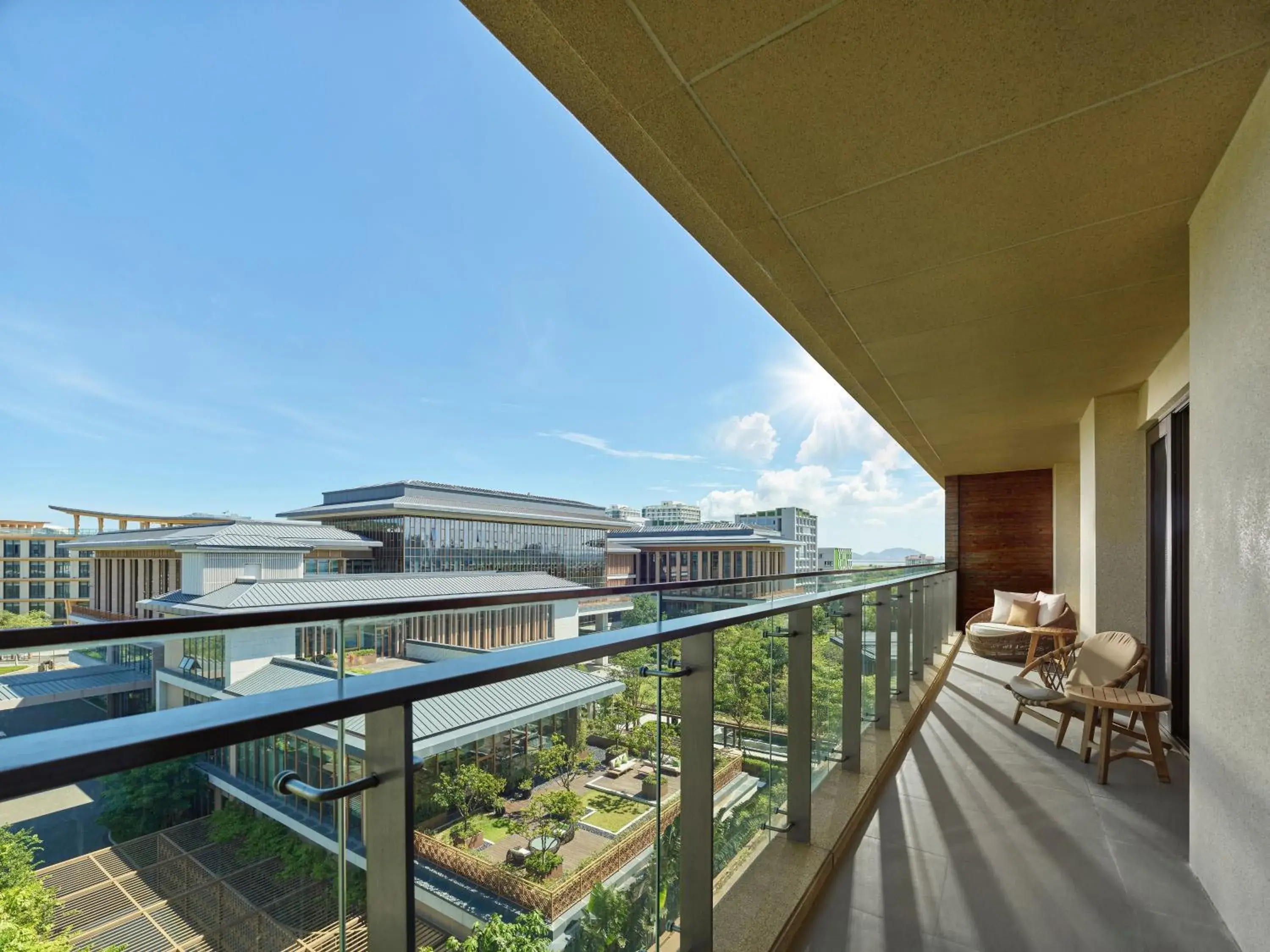 View (from property/room), Balcony/Terrace in Angsana Zhuhai Henqing