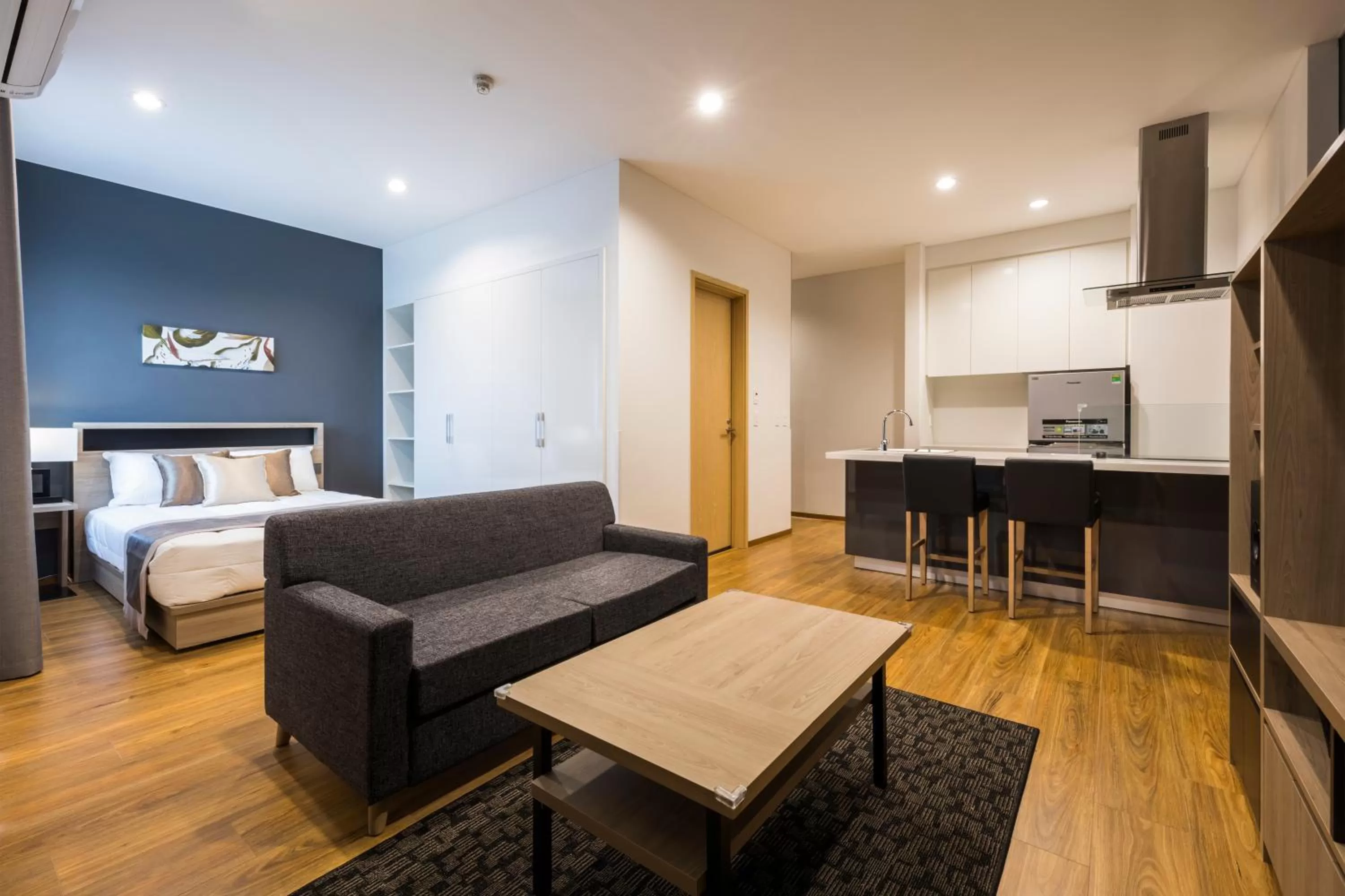 Photo of the whole room, Bed in Roygent Parks Hanoi