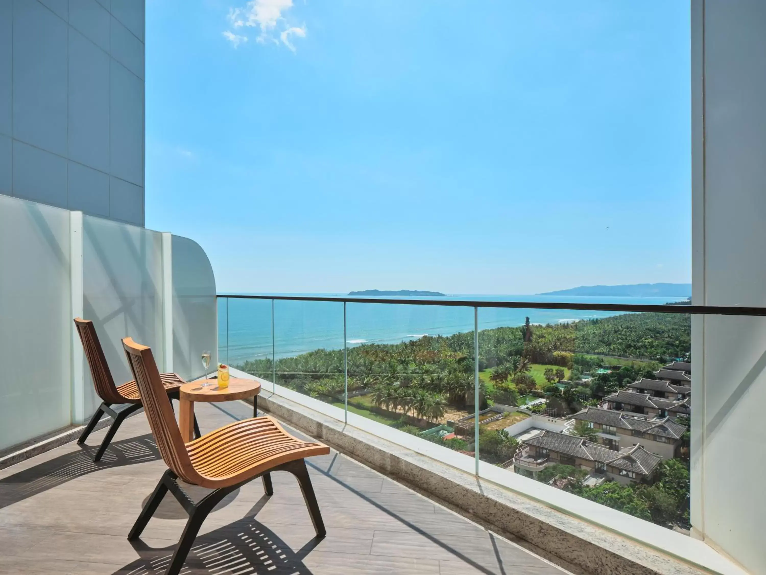 Balcony/Terrace in Crowne Plaza Sanya Haitang Bay Resort, an IHG Hotel