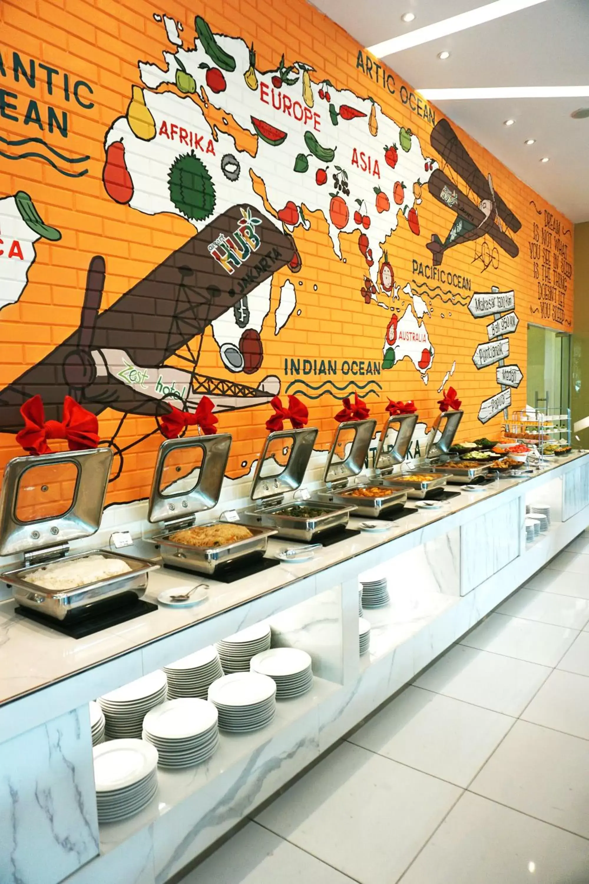 Restaurant/places to eat in Zest Hotel Airport Jakarta