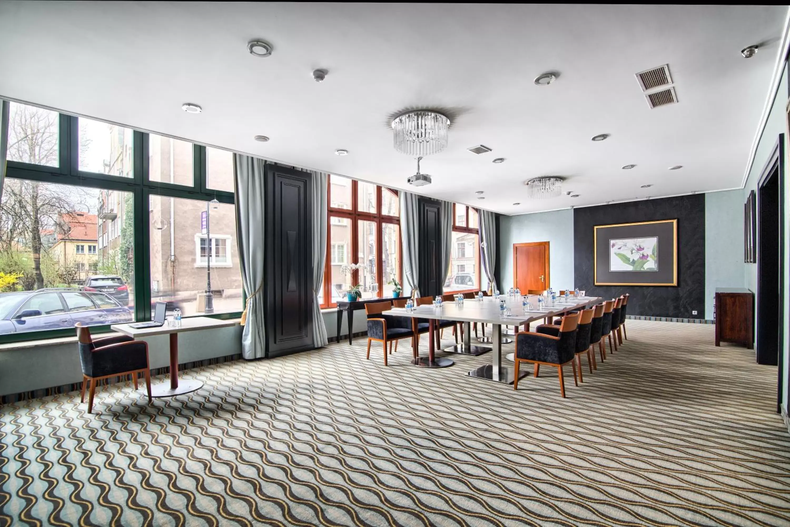 Meeting/conference room, Restaurant/Places to Eat in Hotel Hanza