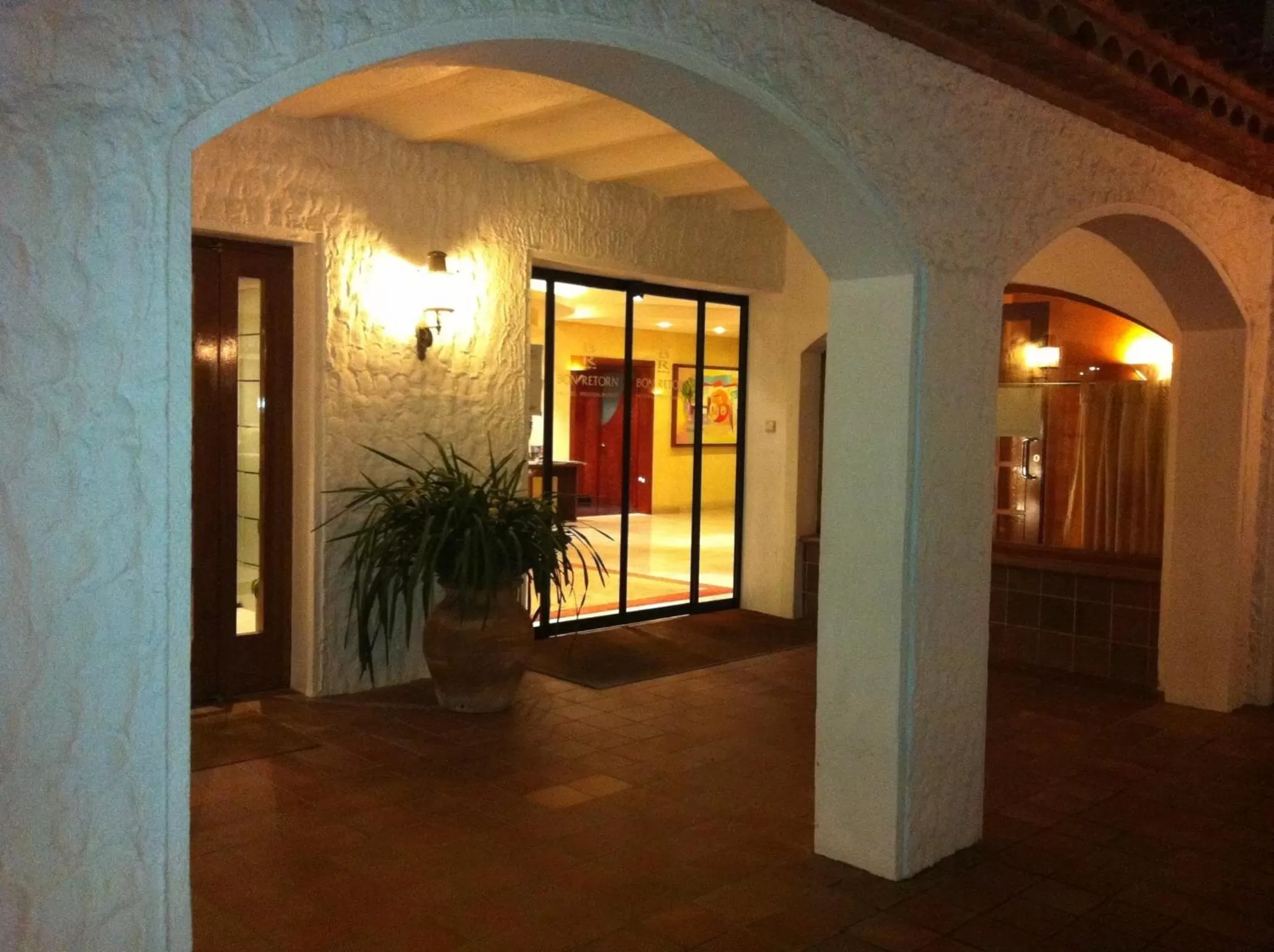 Facade/entrance in Hotel Restaurant Bon Retorn