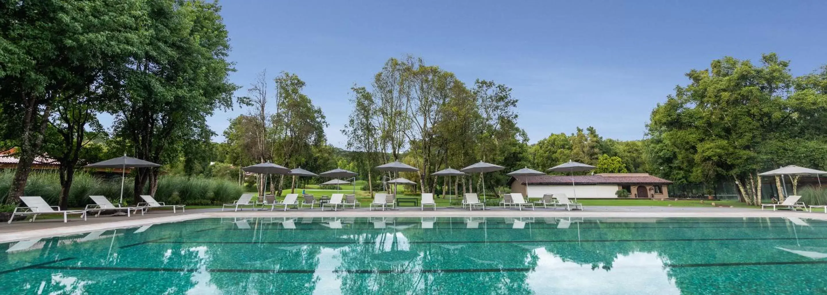 Swimming Pool in Hotel Avandaro Golf & Spa Resort