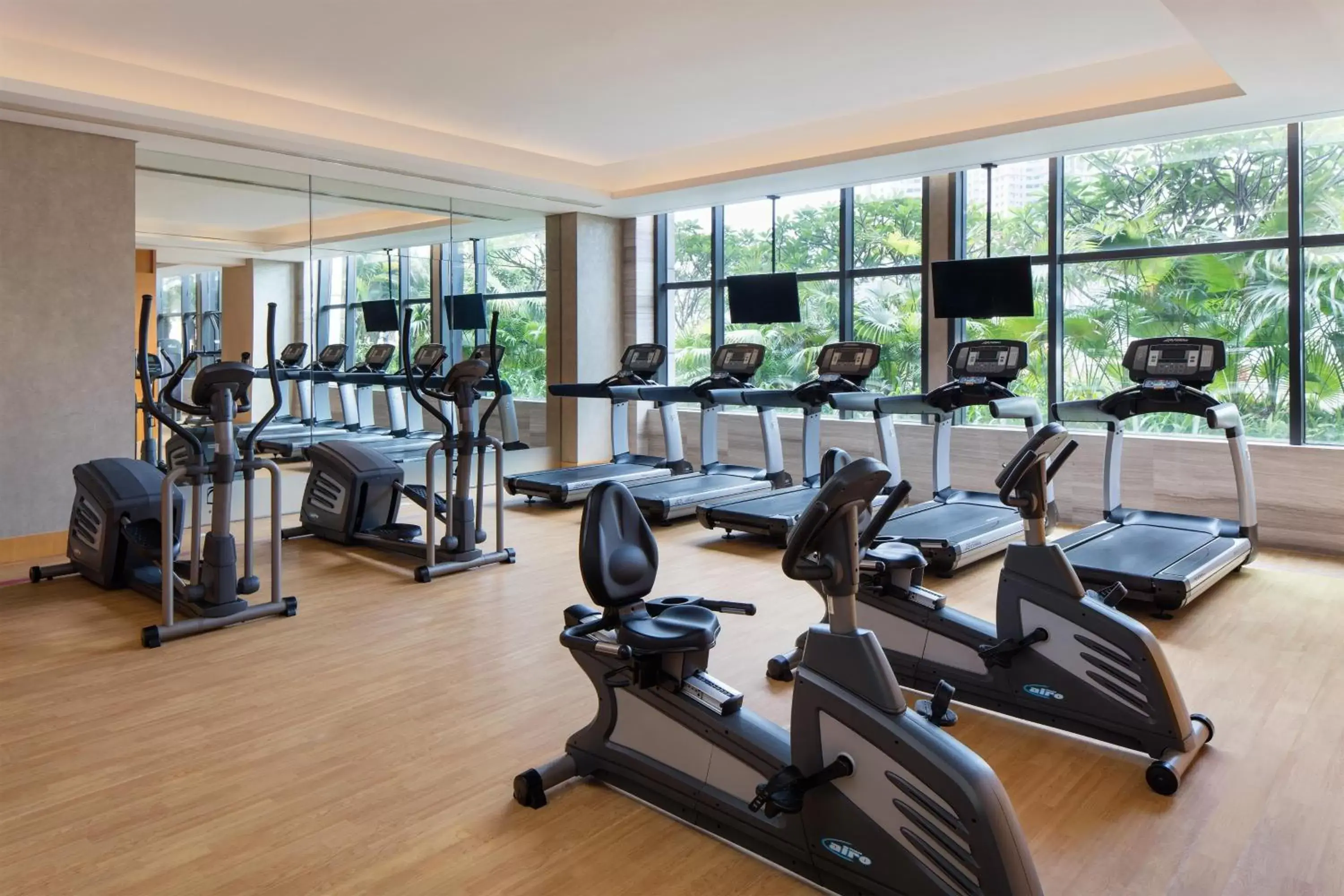 Fitness centre/facilities, Fitness Center/Facilities in Sheraton Zhongshan Hotel