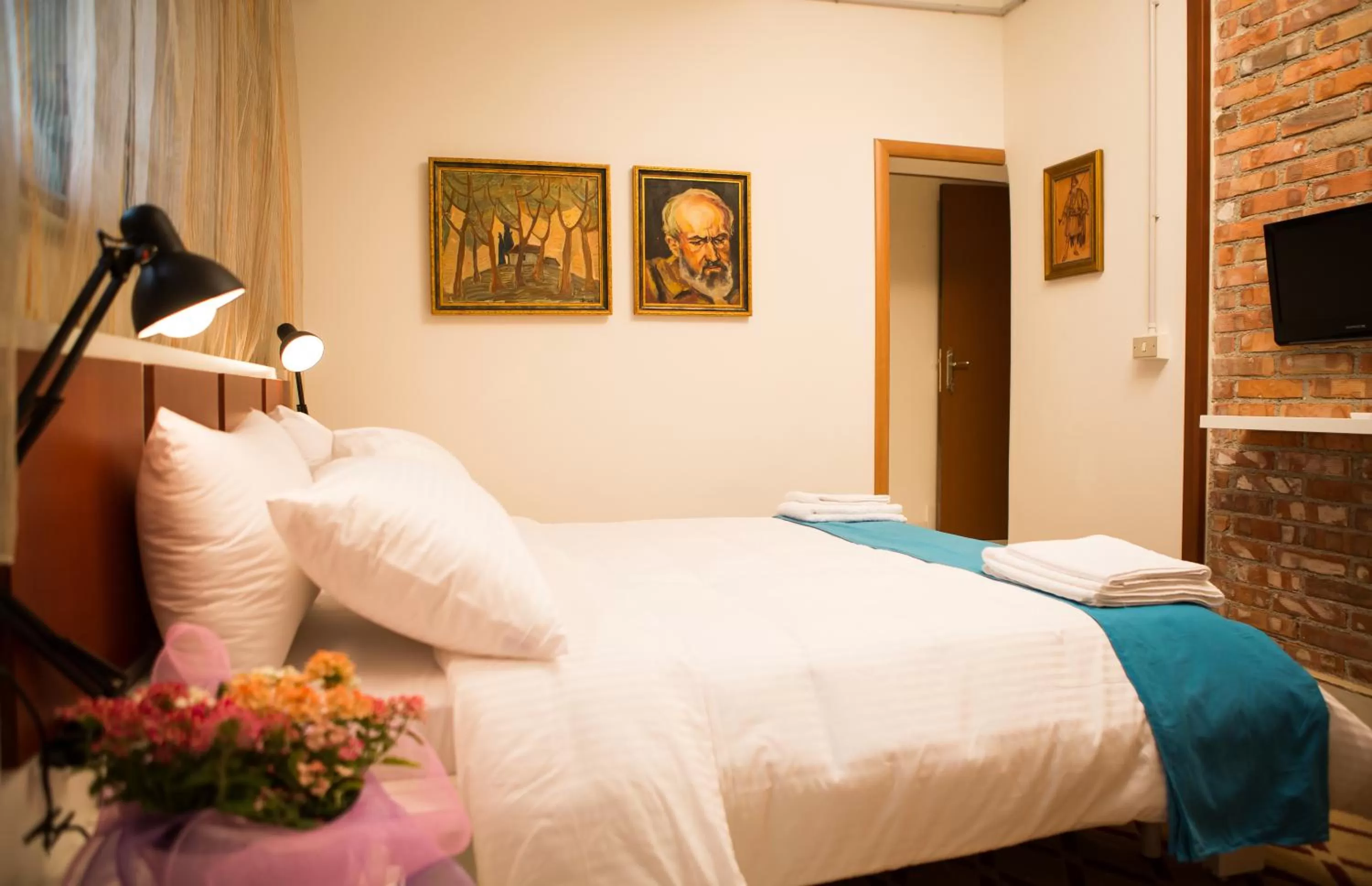 Bed in B&B Artistic Tirana