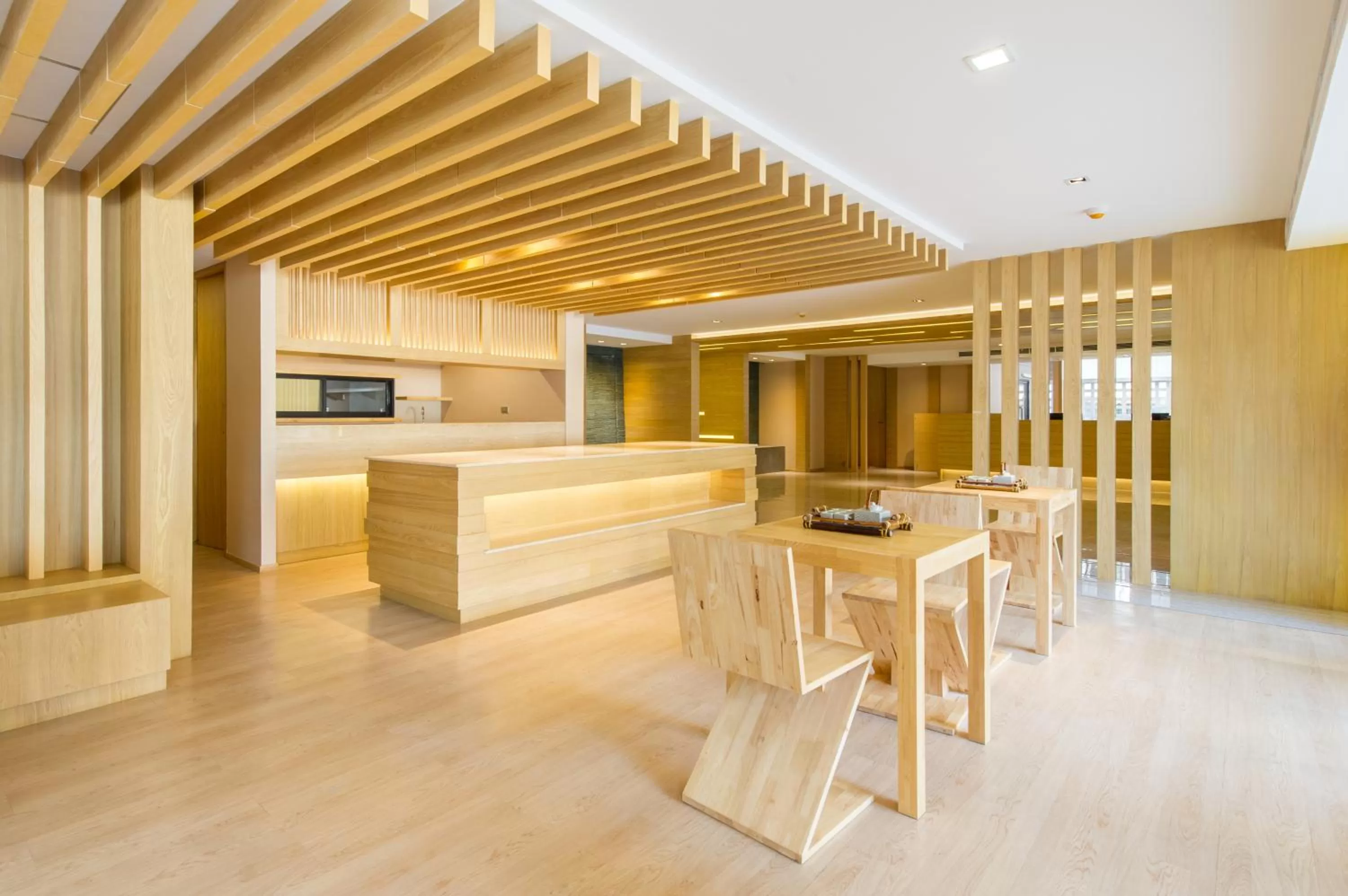 Restaurant/places to eat in Zenniq