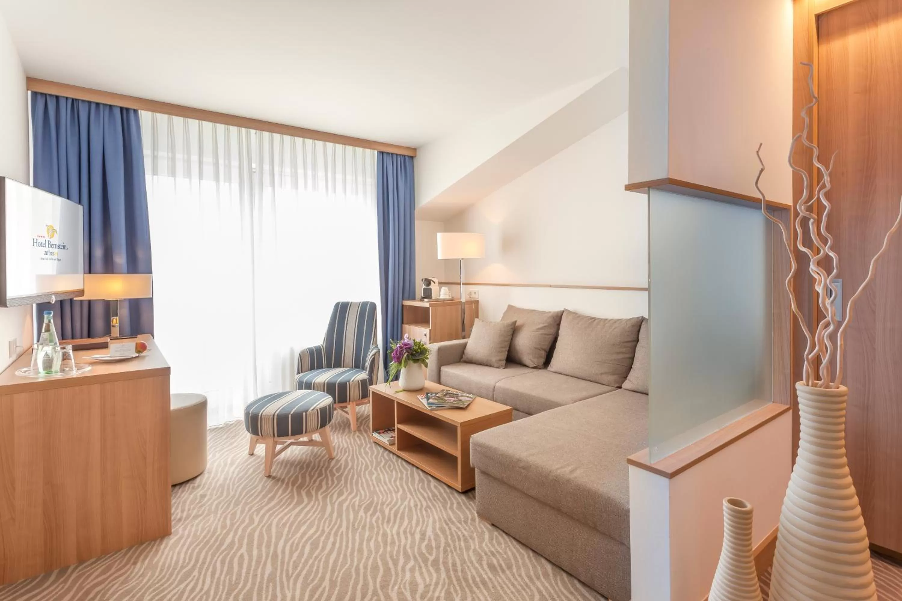 Photo of the whole room in Hotel Bernstein