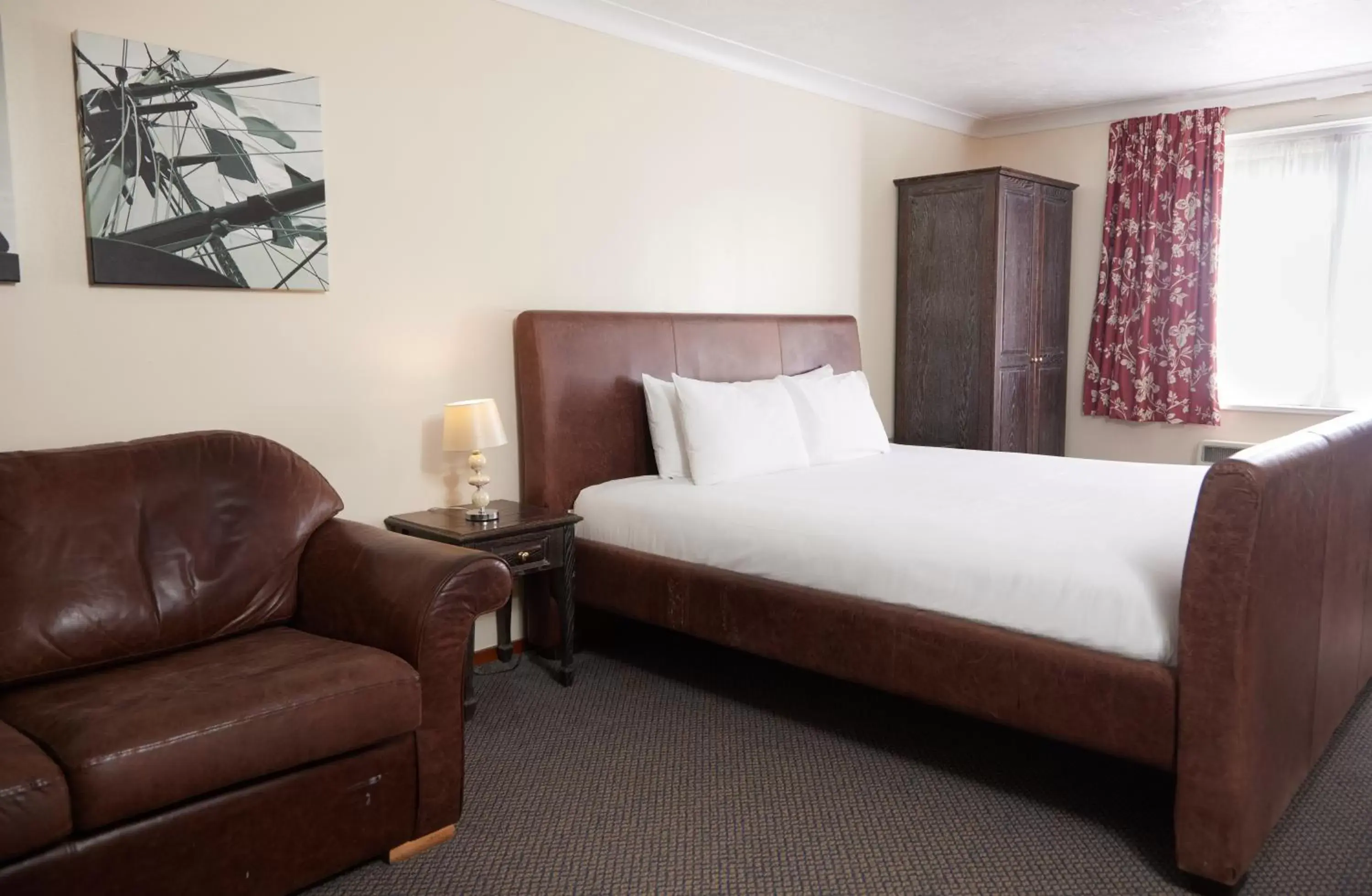 Bedroom in Farmhouse Innlodge by Greene King Inns