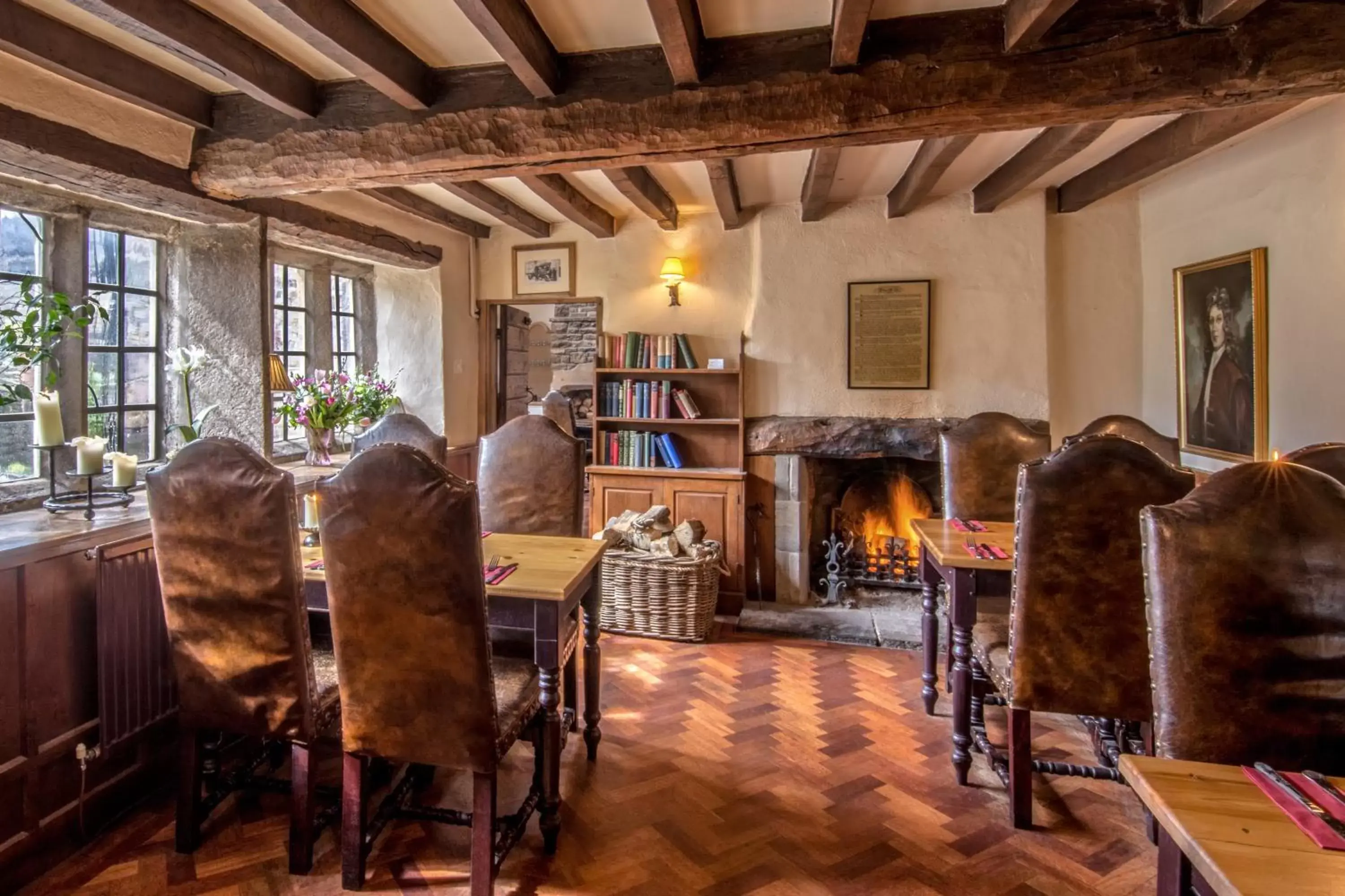 Restaurant/places to eat in The Old Hall Inn