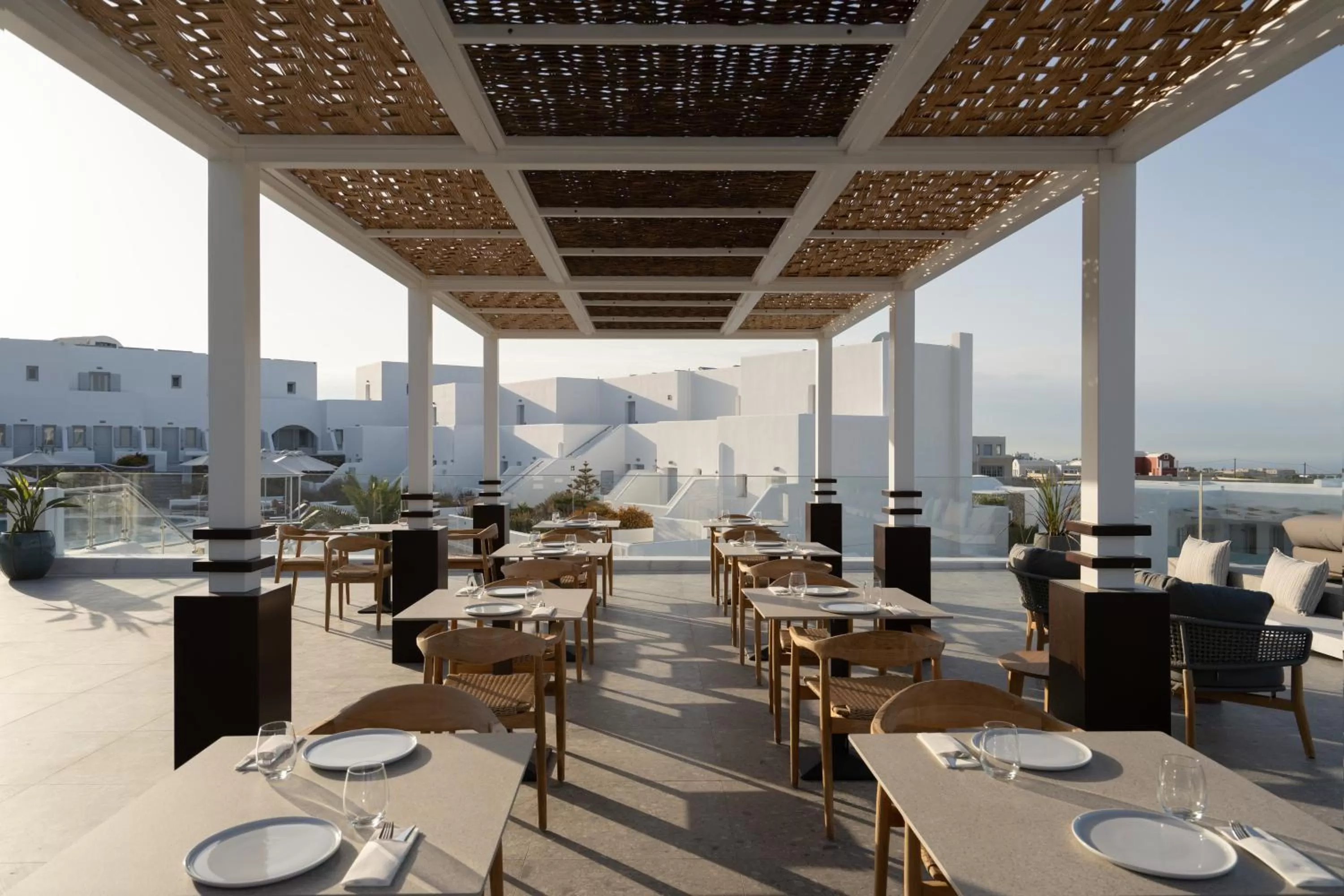 Restaurant/places to eat in De Sol Hotel & Spa