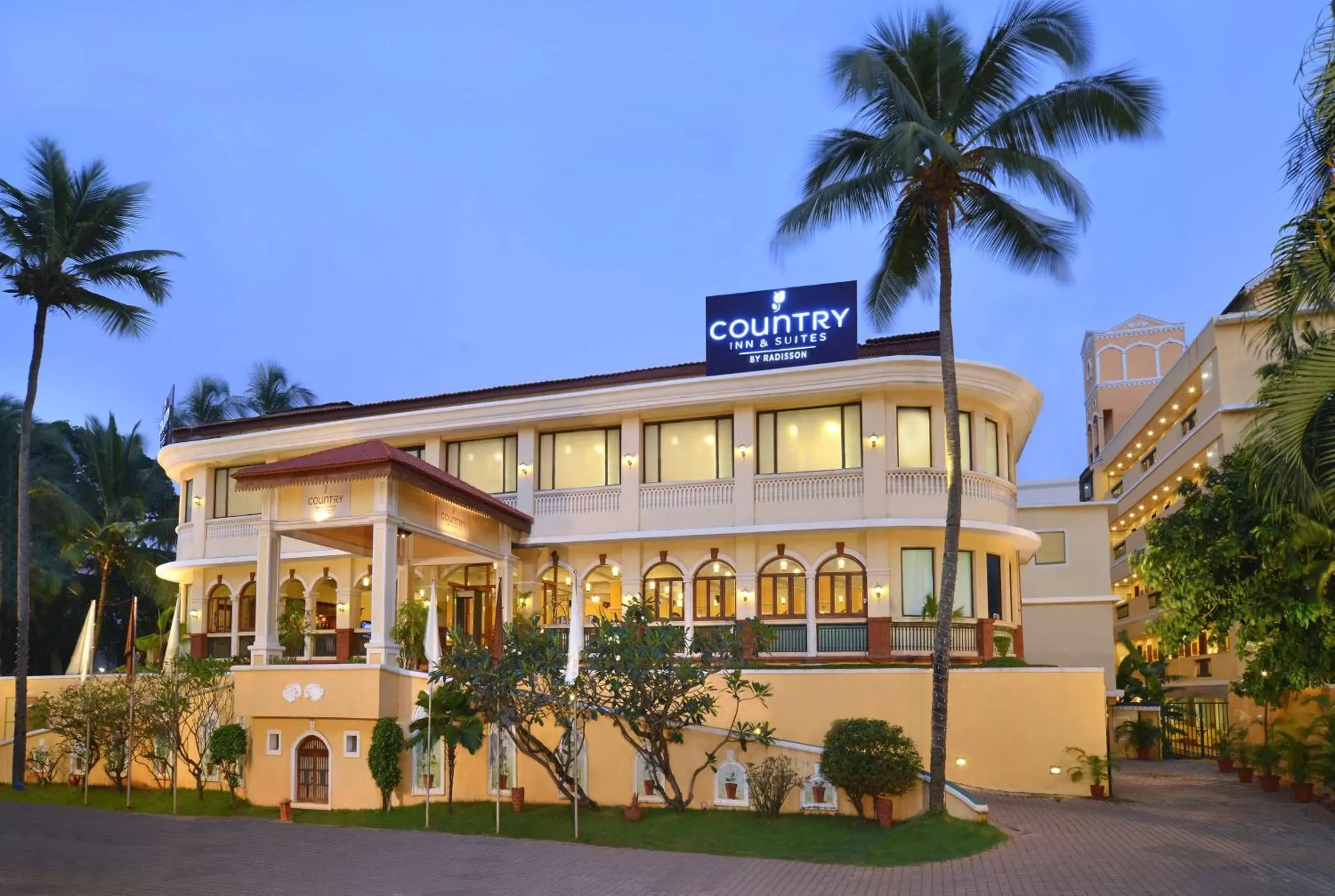 Property Building in Country Inn & Suites by Radisson, Goa Candolim
