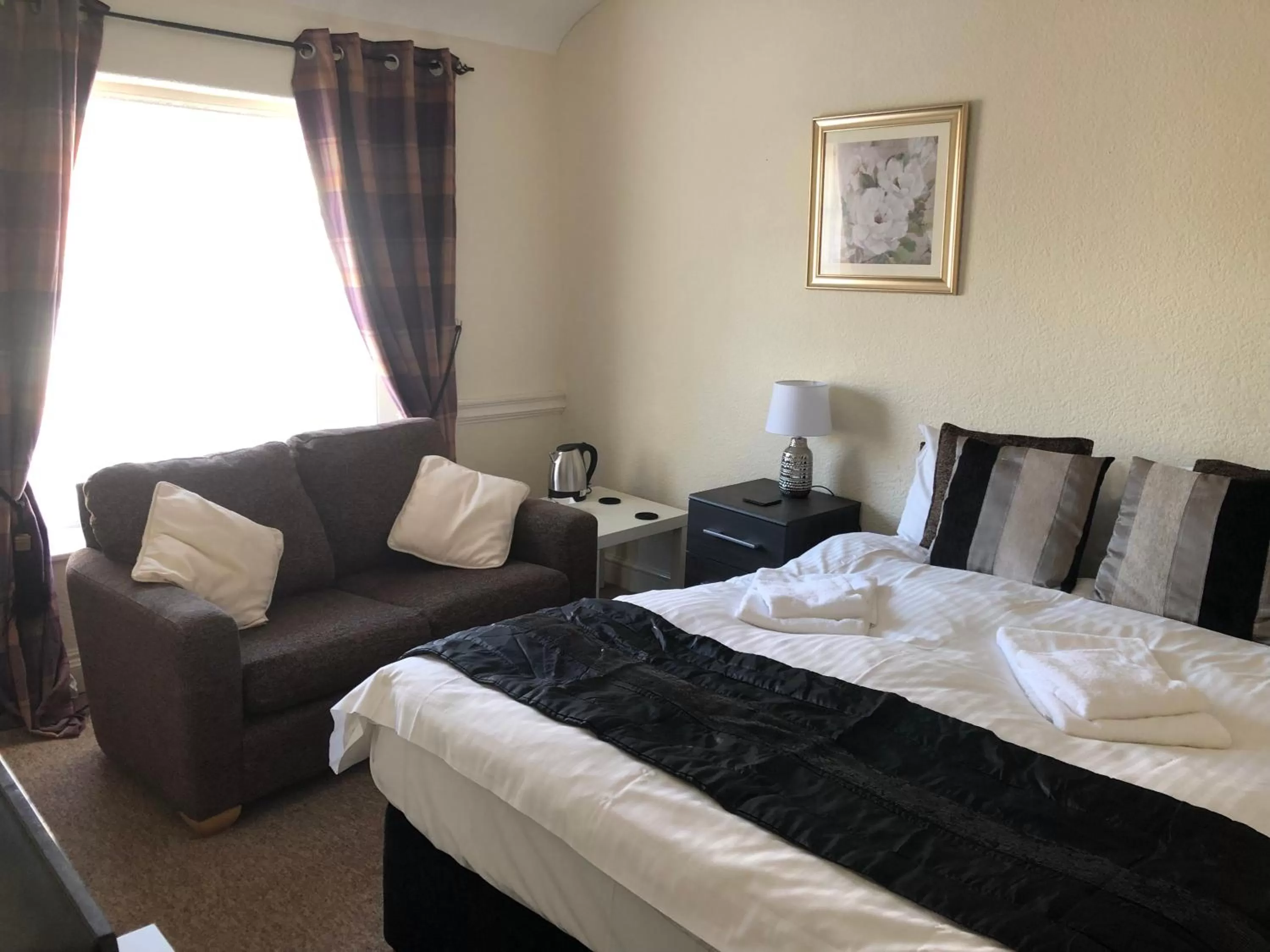 Bed in The Lethbridge Arms