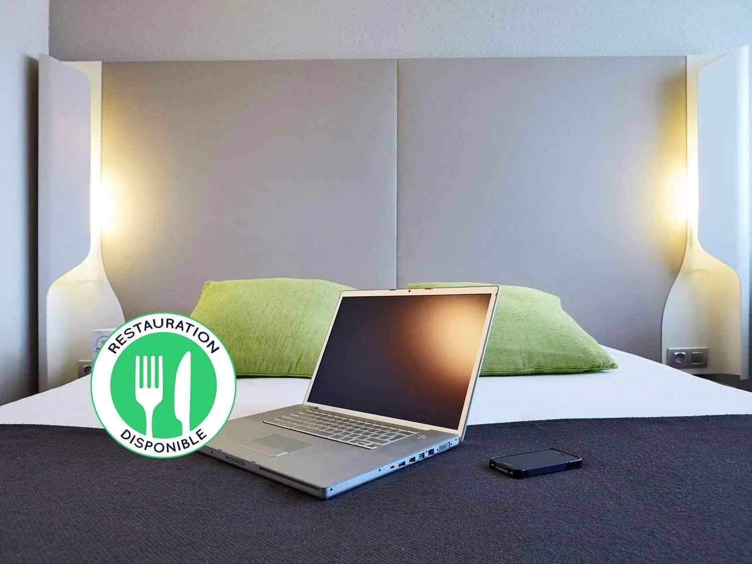 Property building, Bed in Campanile Chambéry