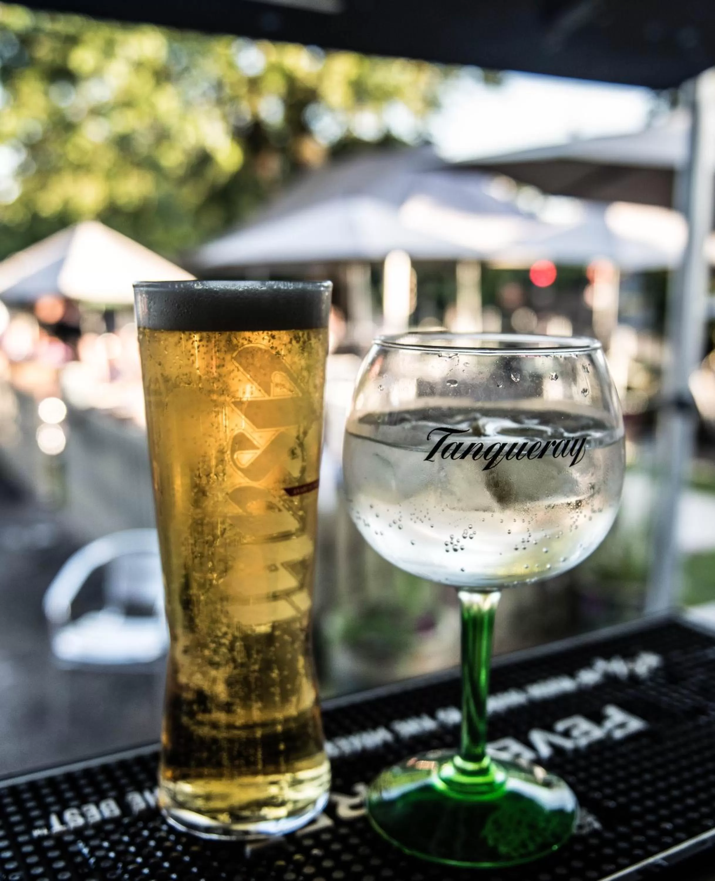 Drinks in Leaside Hotel