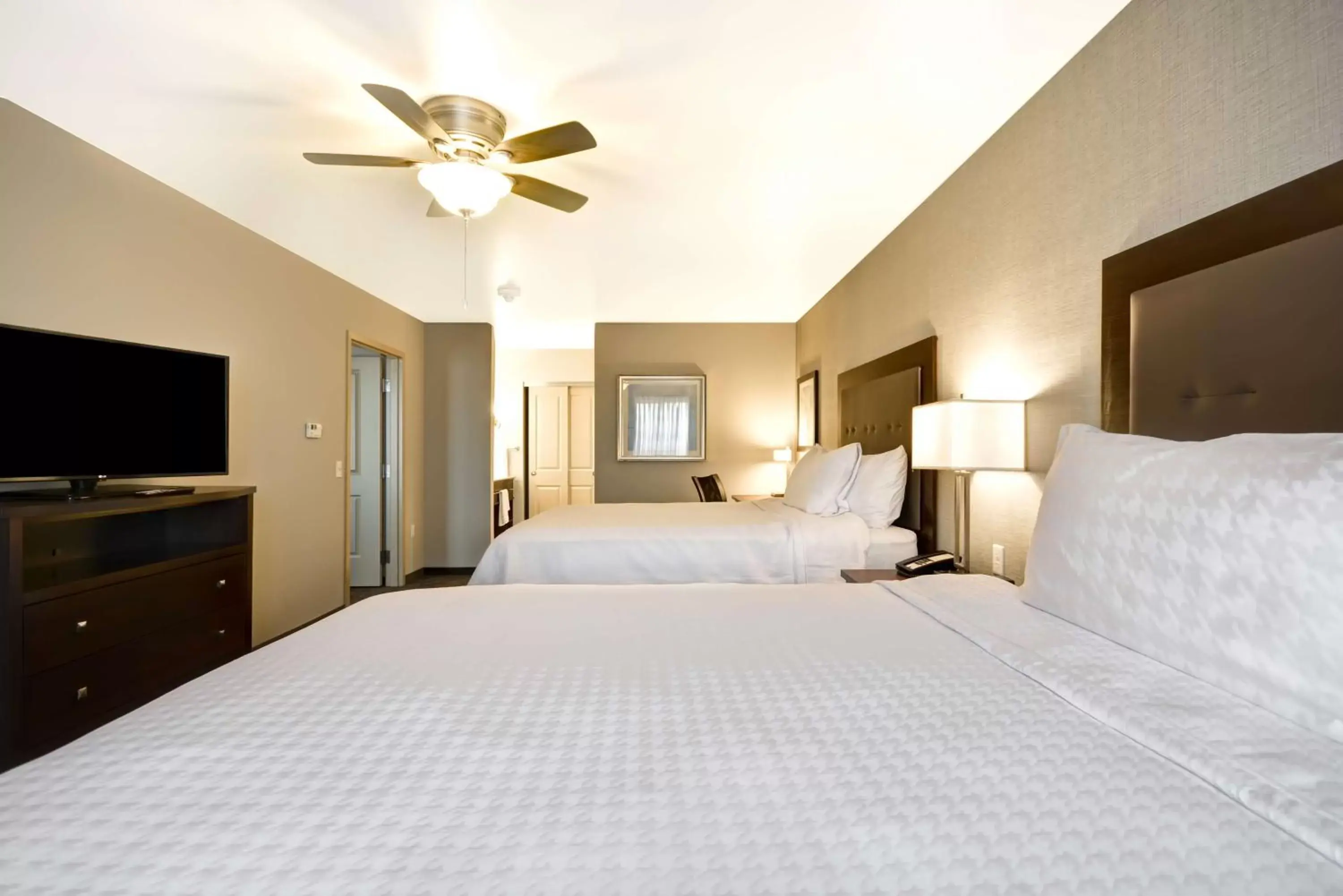 Bedroom, Bed in Homewood Suites By Hilton Phoenix Tempe Asu Area