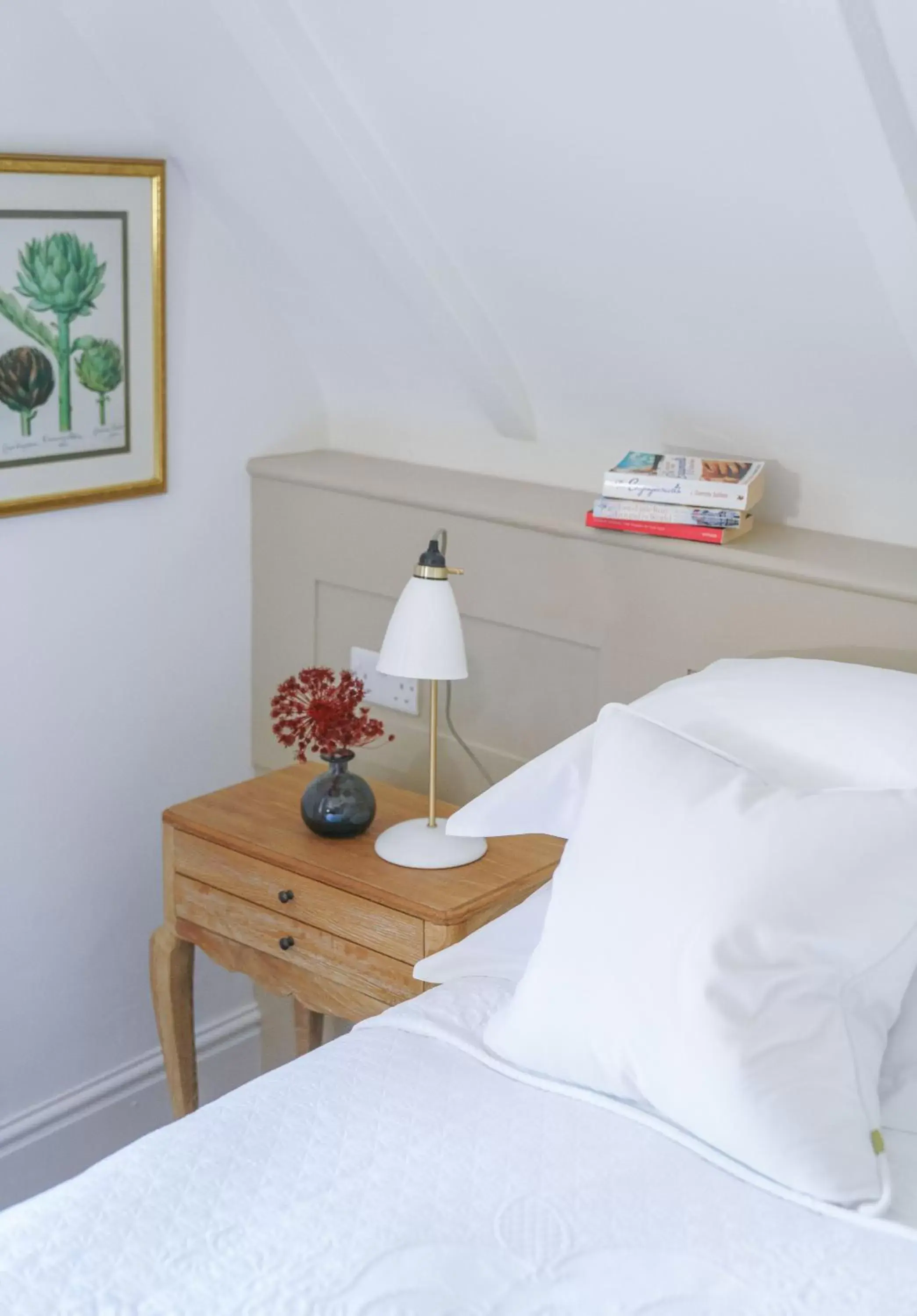 Bedroom, Bed in Penally Abbey Country House Hotel and Restaurant