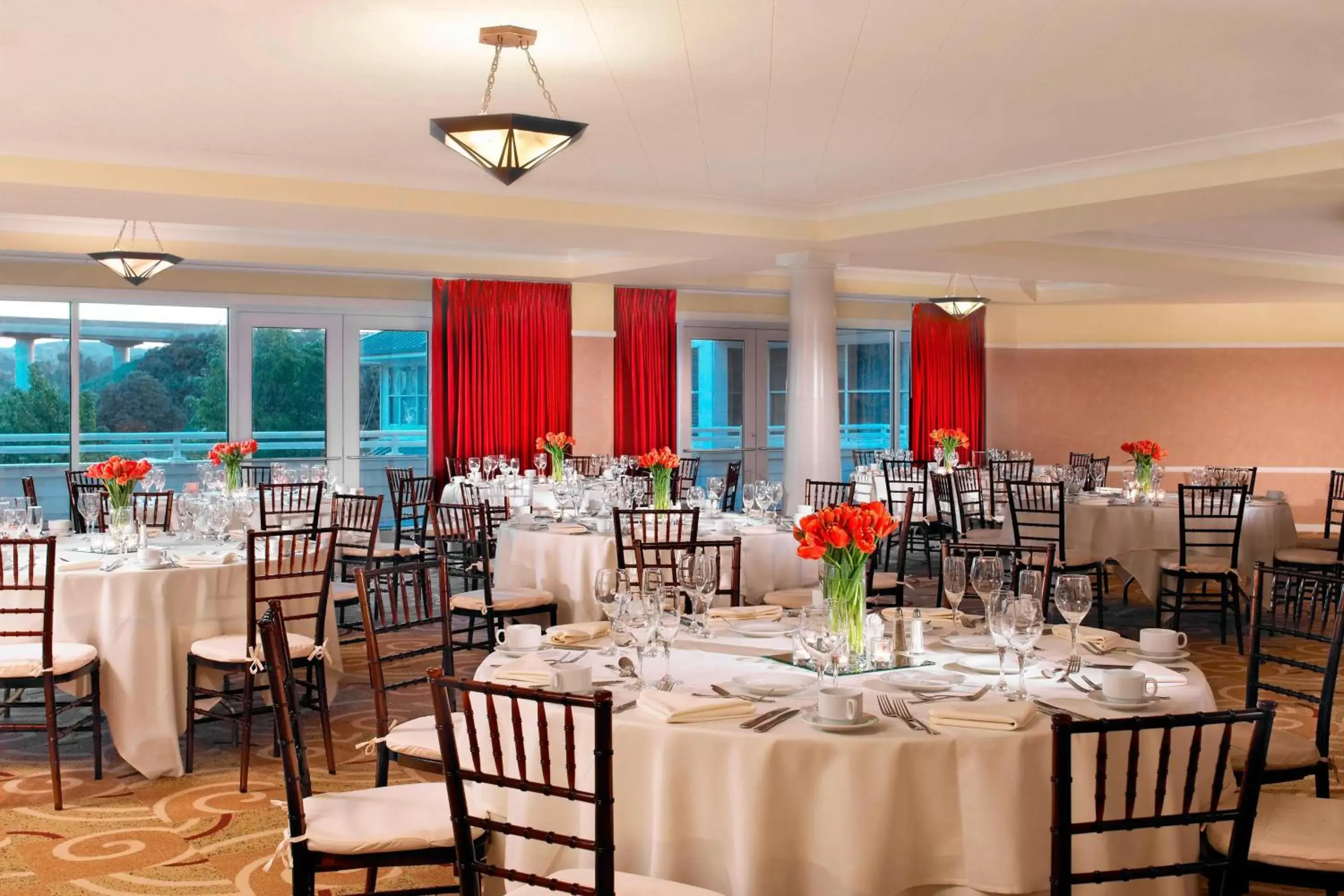 Meeting/conference room, Restaurant/Places to Eat in Sheraton Sonoma Wine Country Petaluma