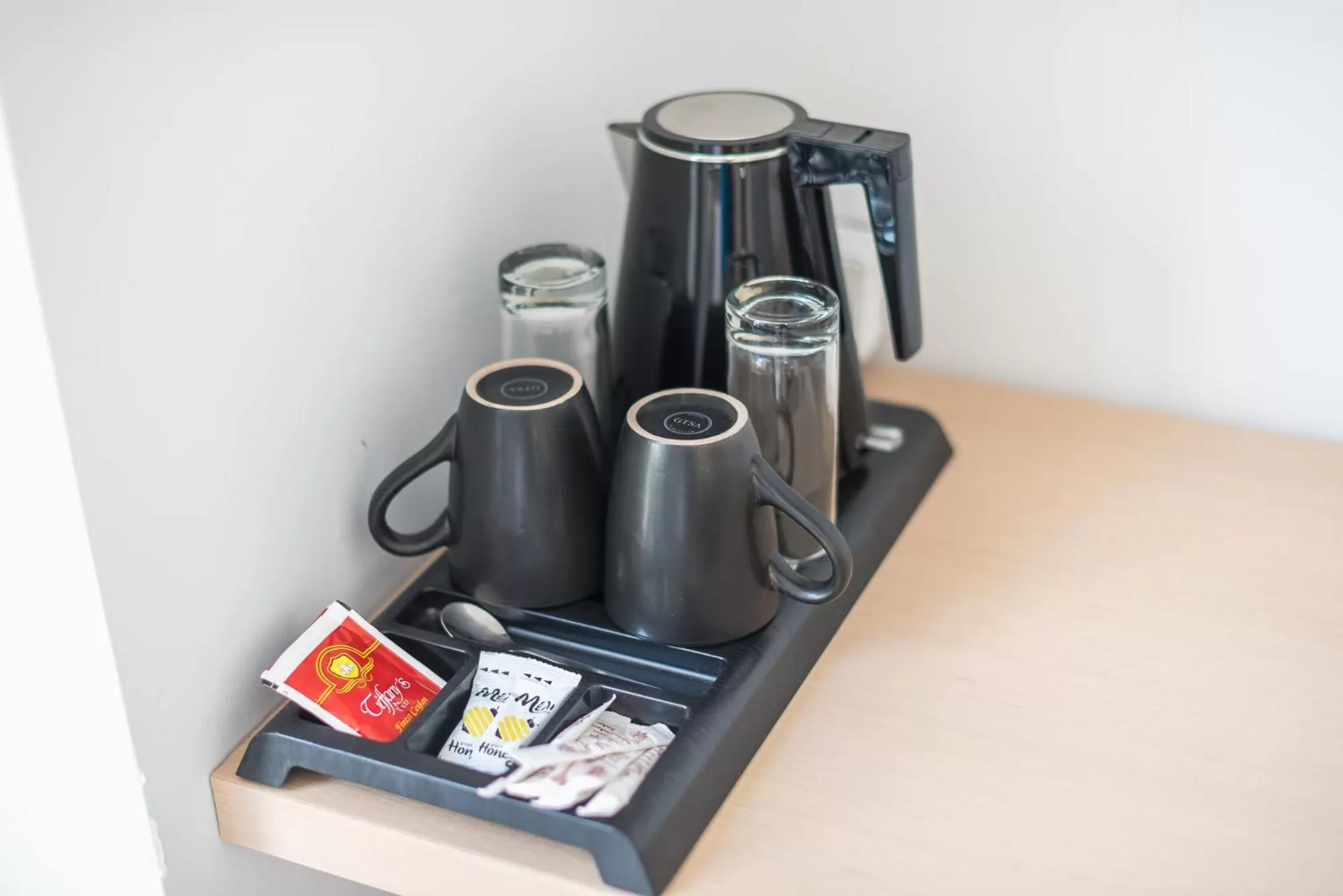 Coffee/tea facilities in Athens Lights