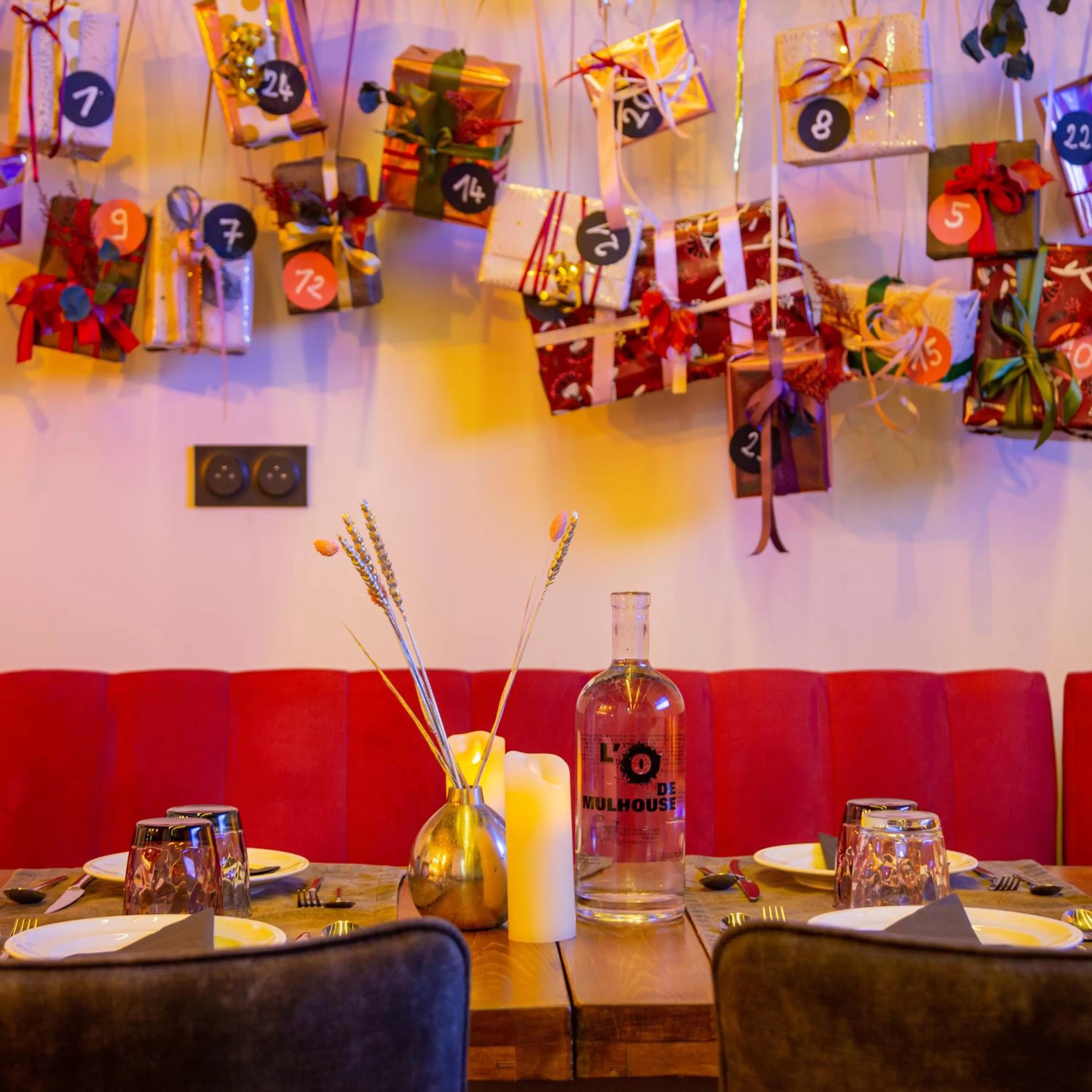 Lounge or bar in Berti Hotel - Mulhouse Centre Gare