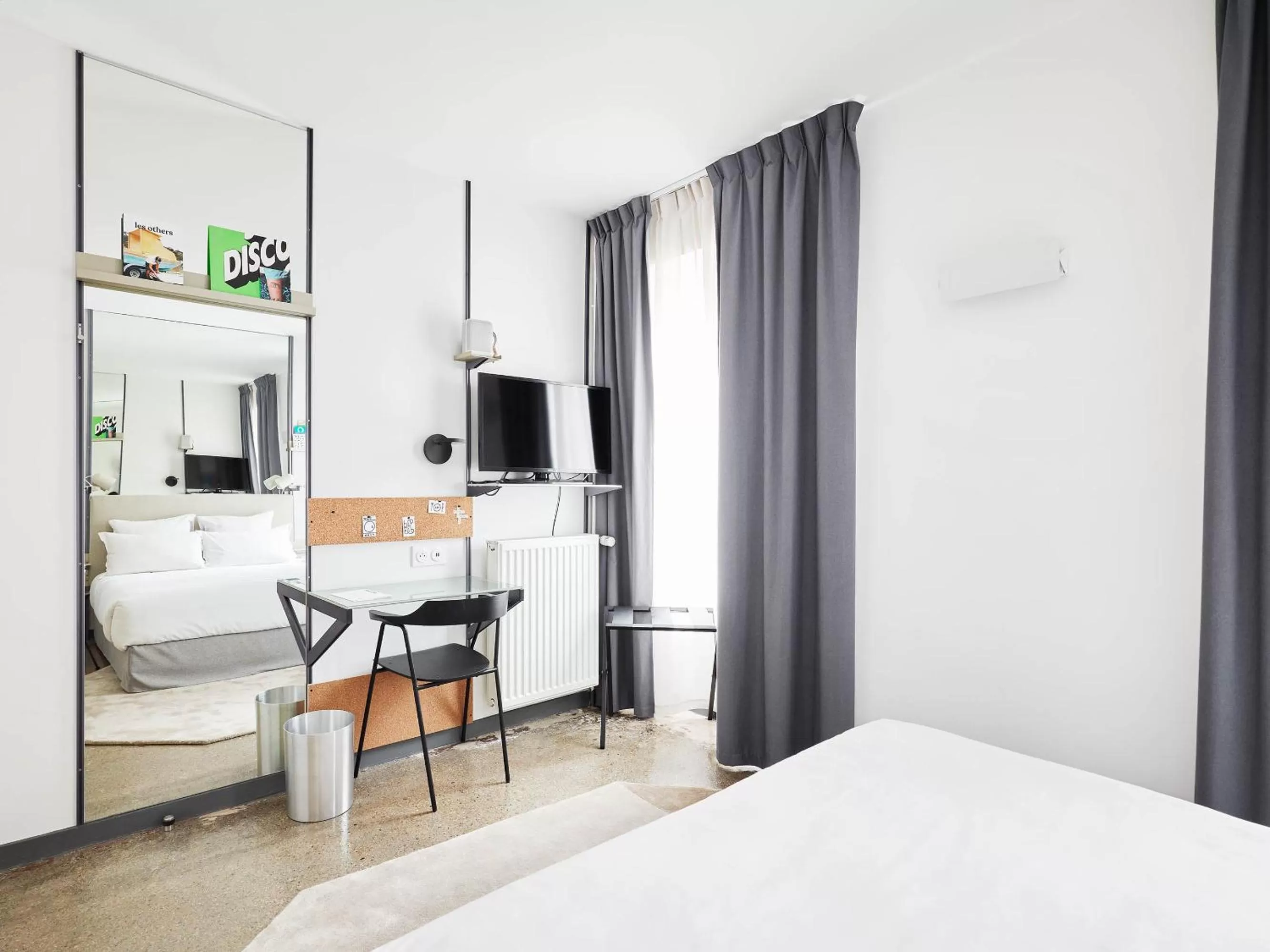 Bedroom, Bed in French Theory