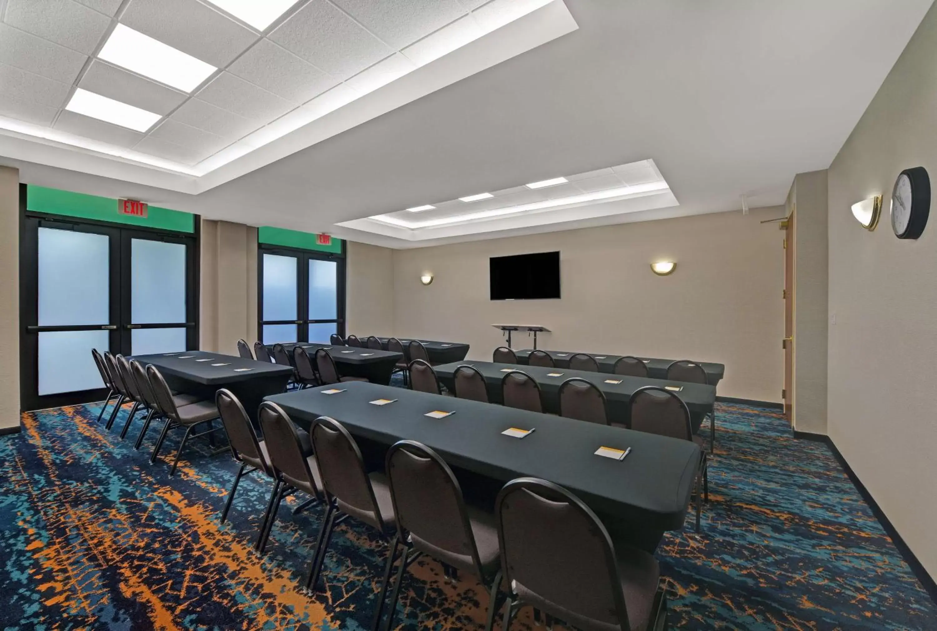 Meeting/conference room in Hampton Inn West Palm Beach-Florida Turnpike