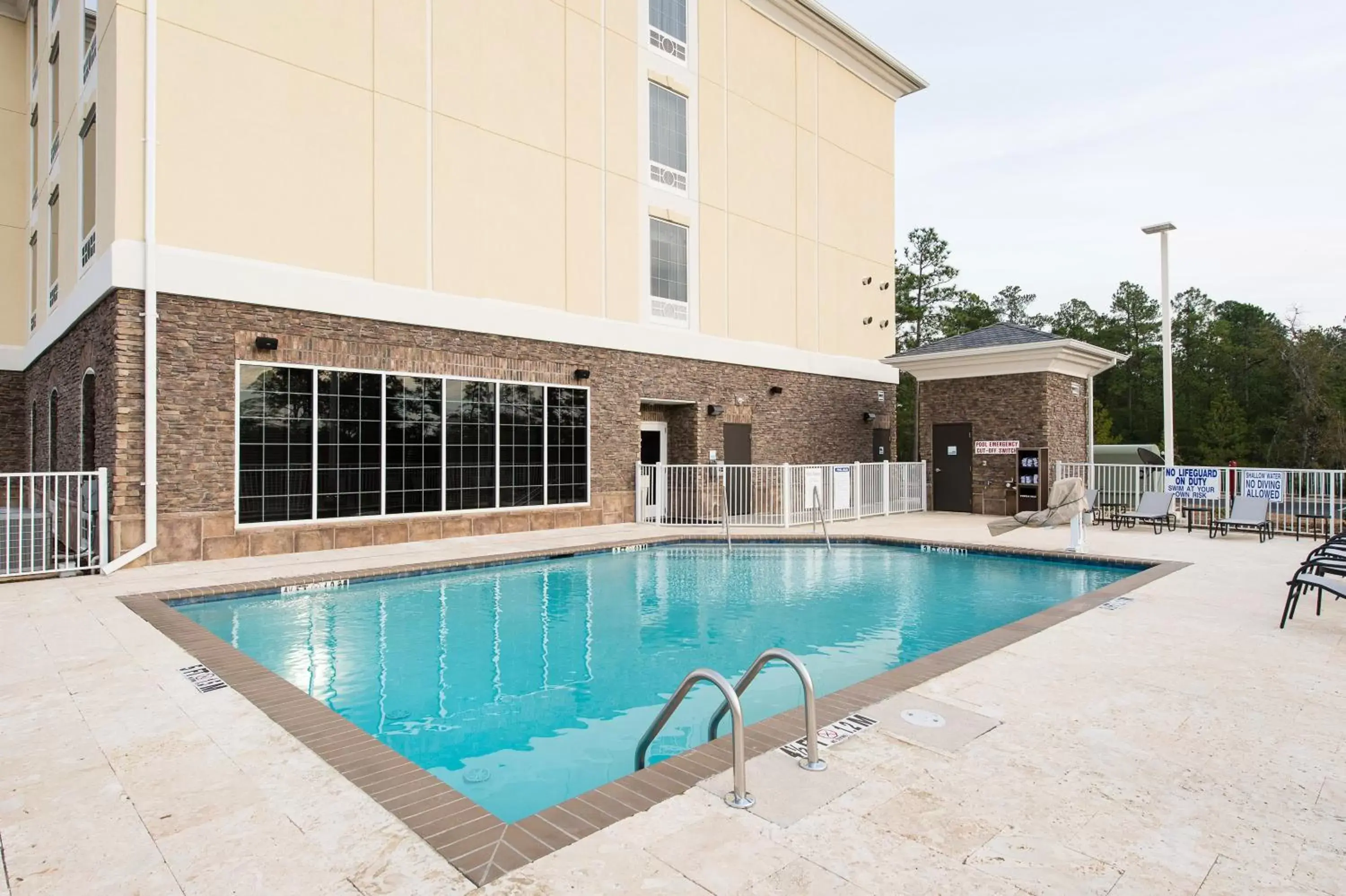 Swimming pool, Property Building in Holiday Inn Express & Suites Aiken, an IHG Hotel