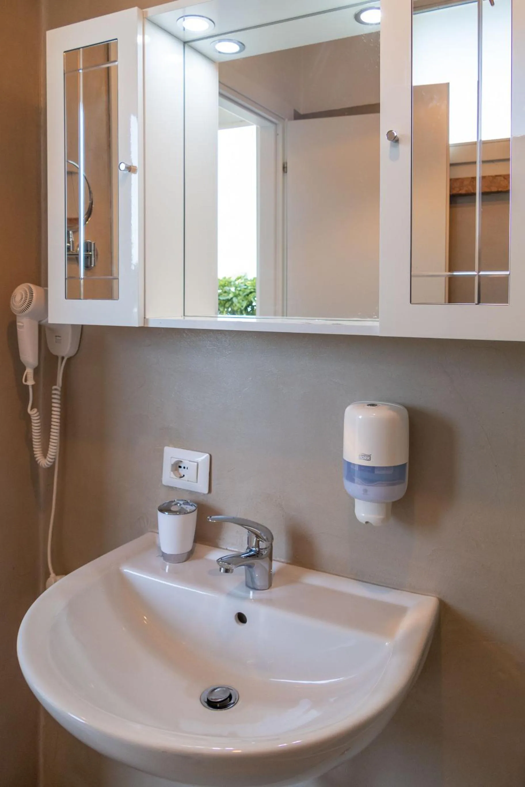 Bathroom in Hotel Venezia Park - ENJOY HOLIDAY