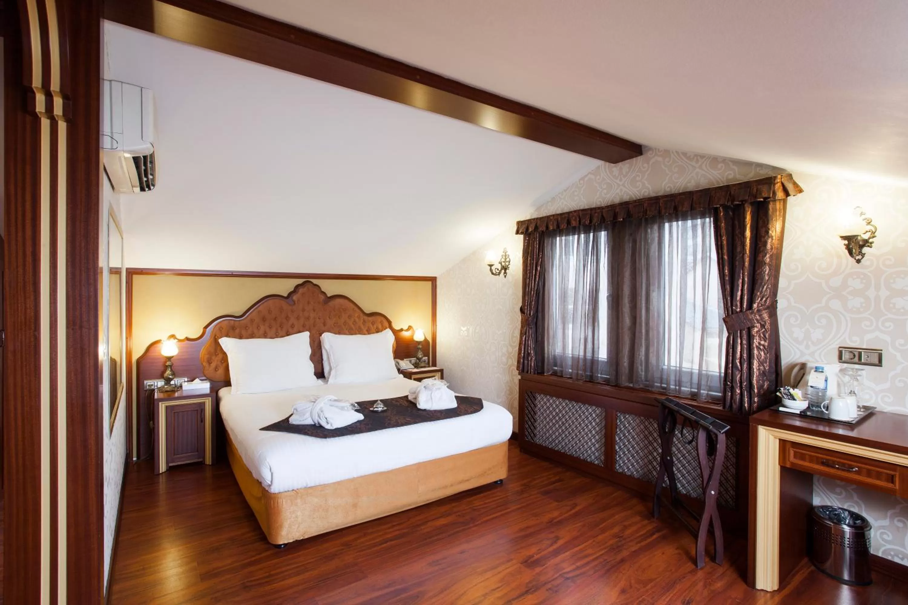 Bed in Ottoman Hotel Imperial-Special Category