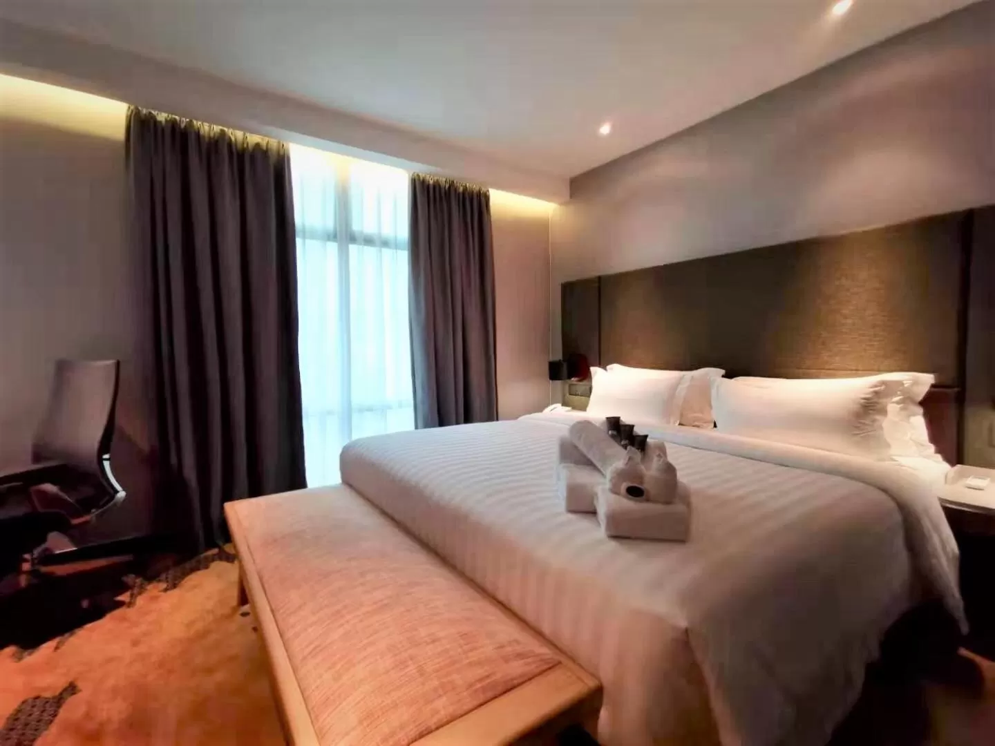 Bed in King Park Hotel Kota Kinabalu