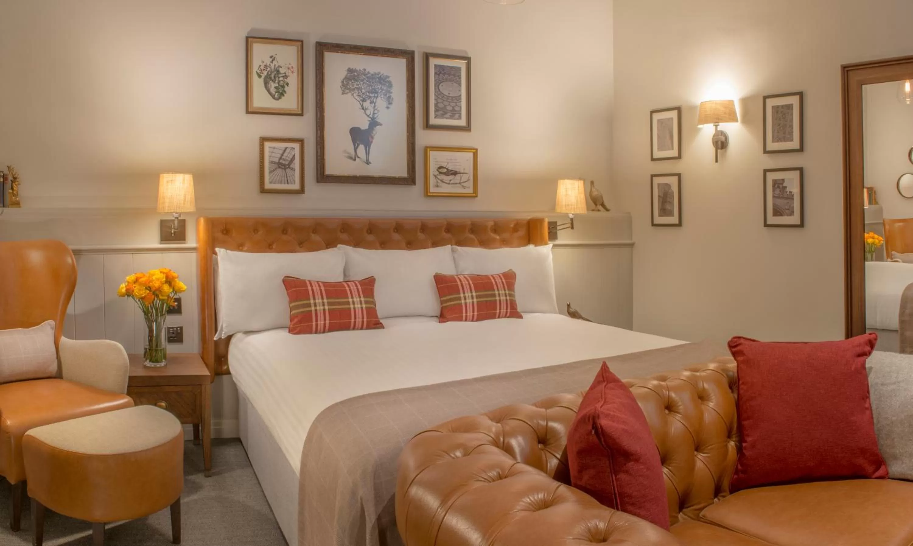 Bedroom, Bed in De Vere Tortworth Court